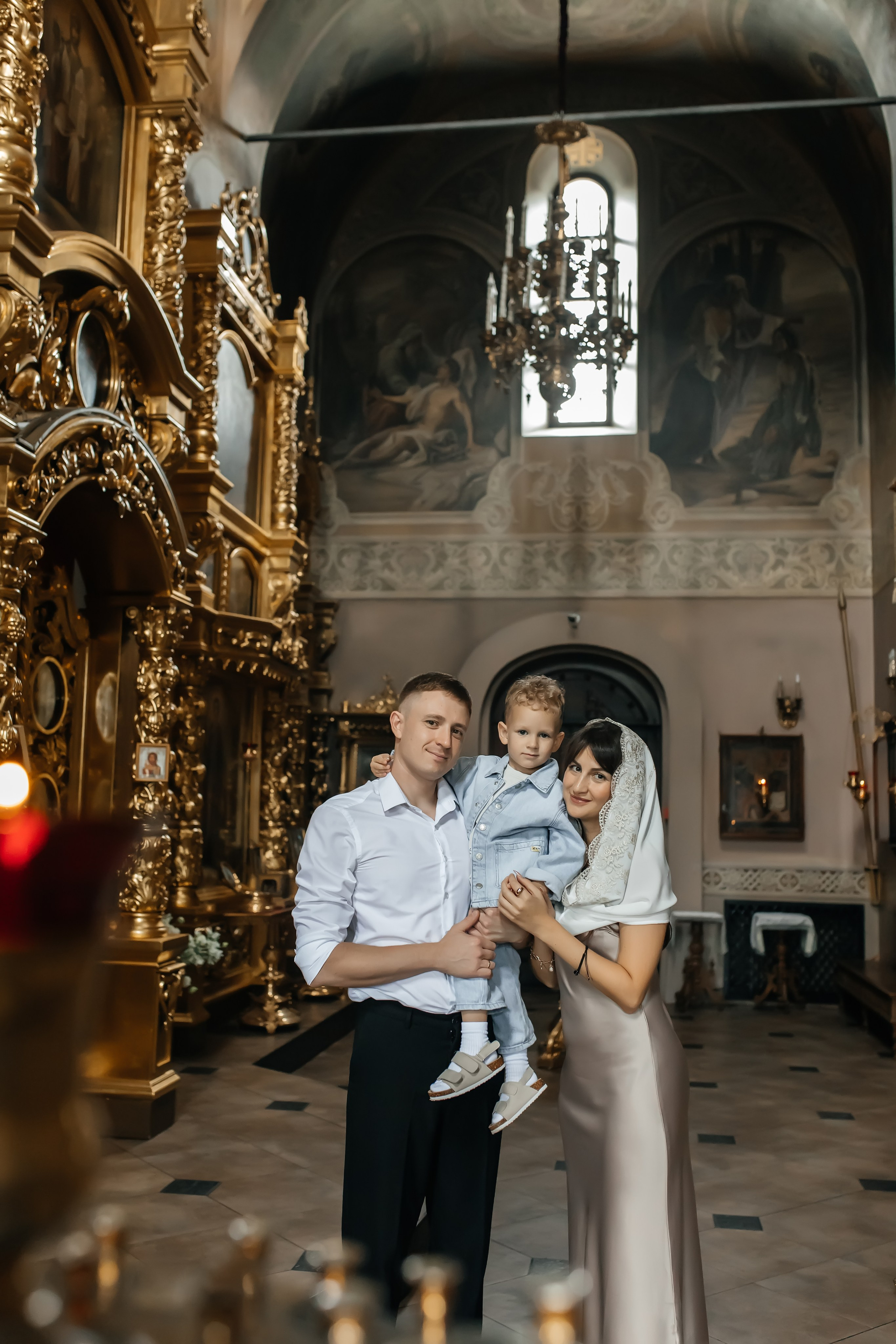 Крещение Гордея в Храме Уара в Вешках. Фотограф на крещение и венчание Москва  Надежда Баланина