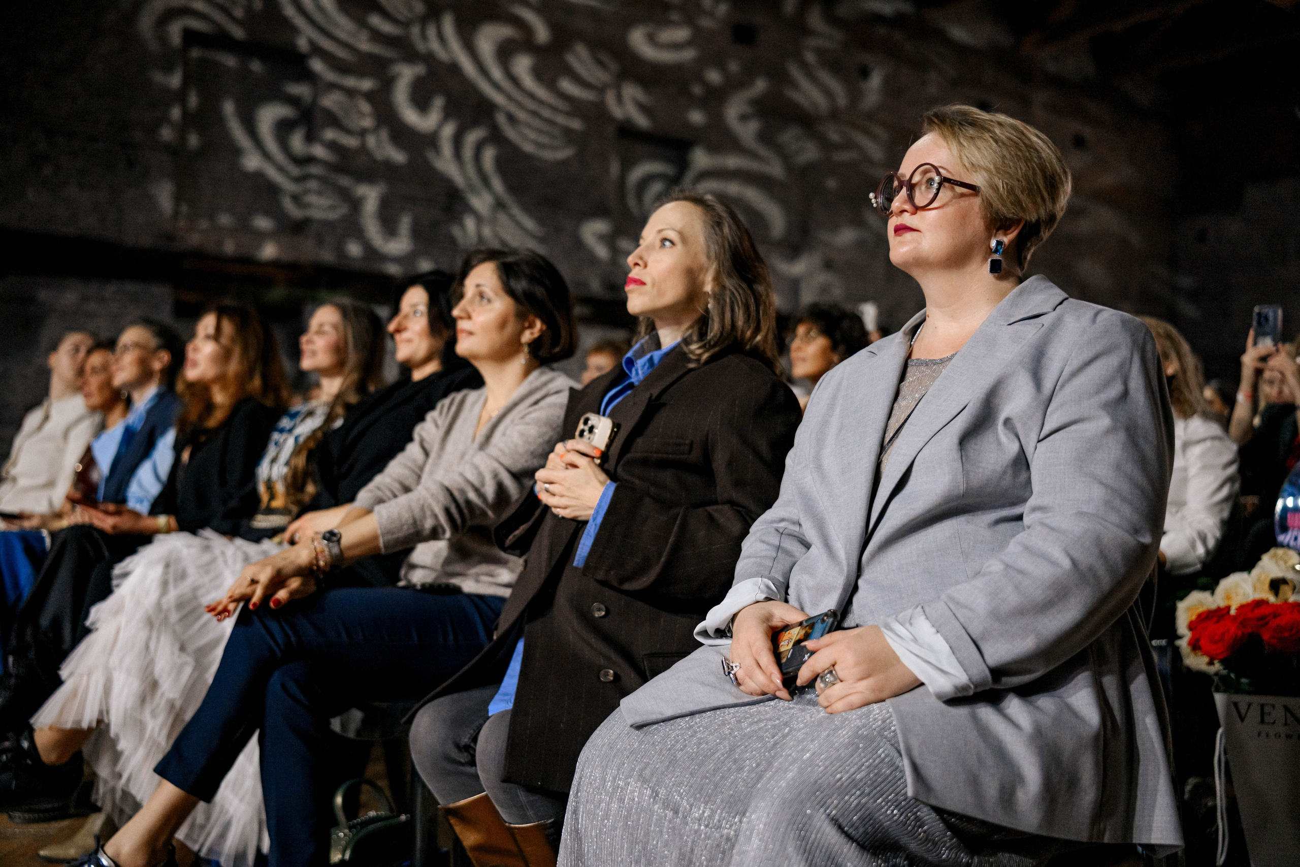 YOUTUBE ЖУРНАЛ ЖЕНЩИНЫ. Максим Комаров — Профессиональный фотограф