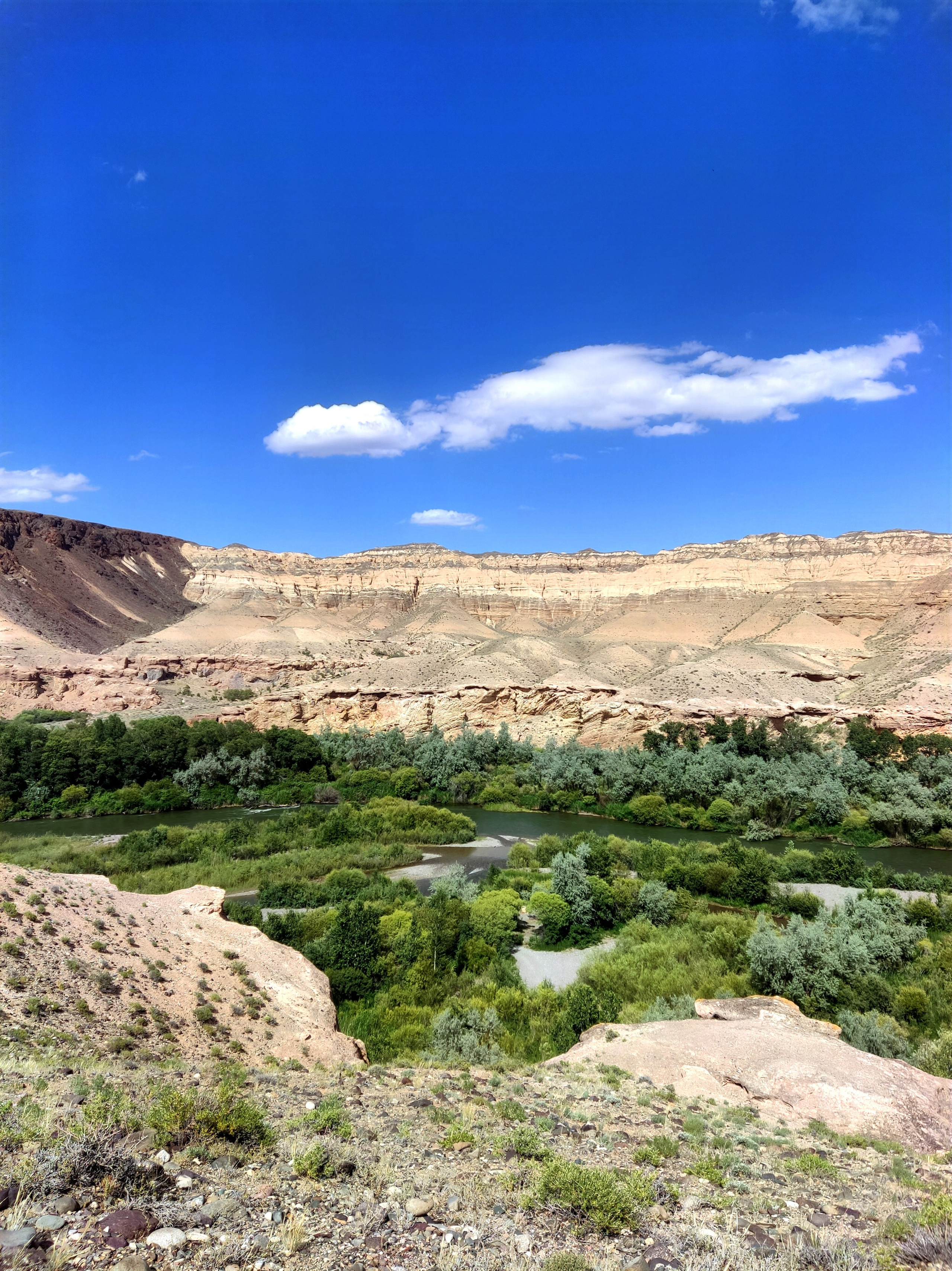 Экскурсия и тур на 2 дня на озера Каинды и Кольсай и три каньона реки Чарын. Три каньона: Чарынский, Лунный и Черный в Алматинской области