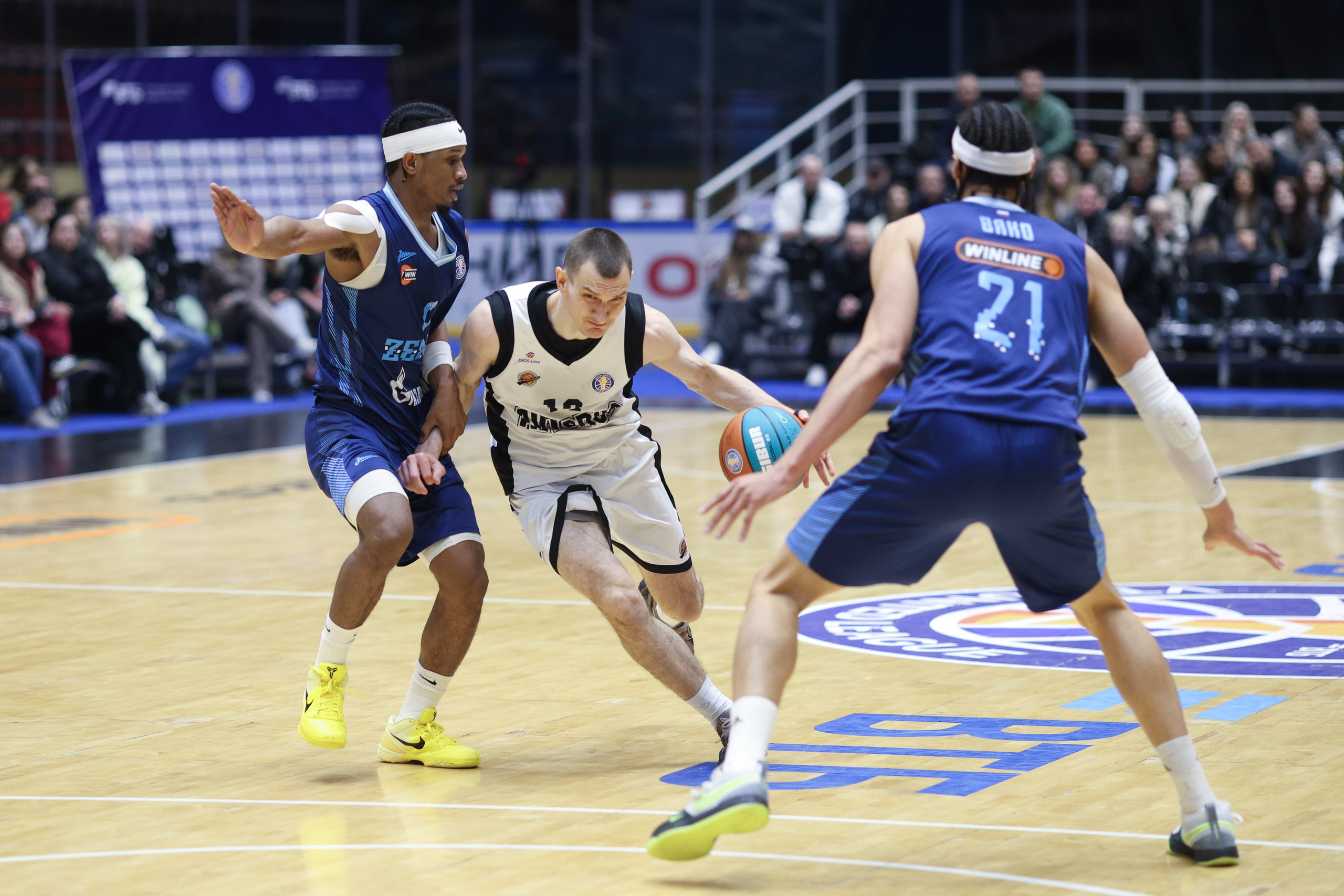 Автодор — Зенит 64-95. Фотограф Дмитрий Алексеев