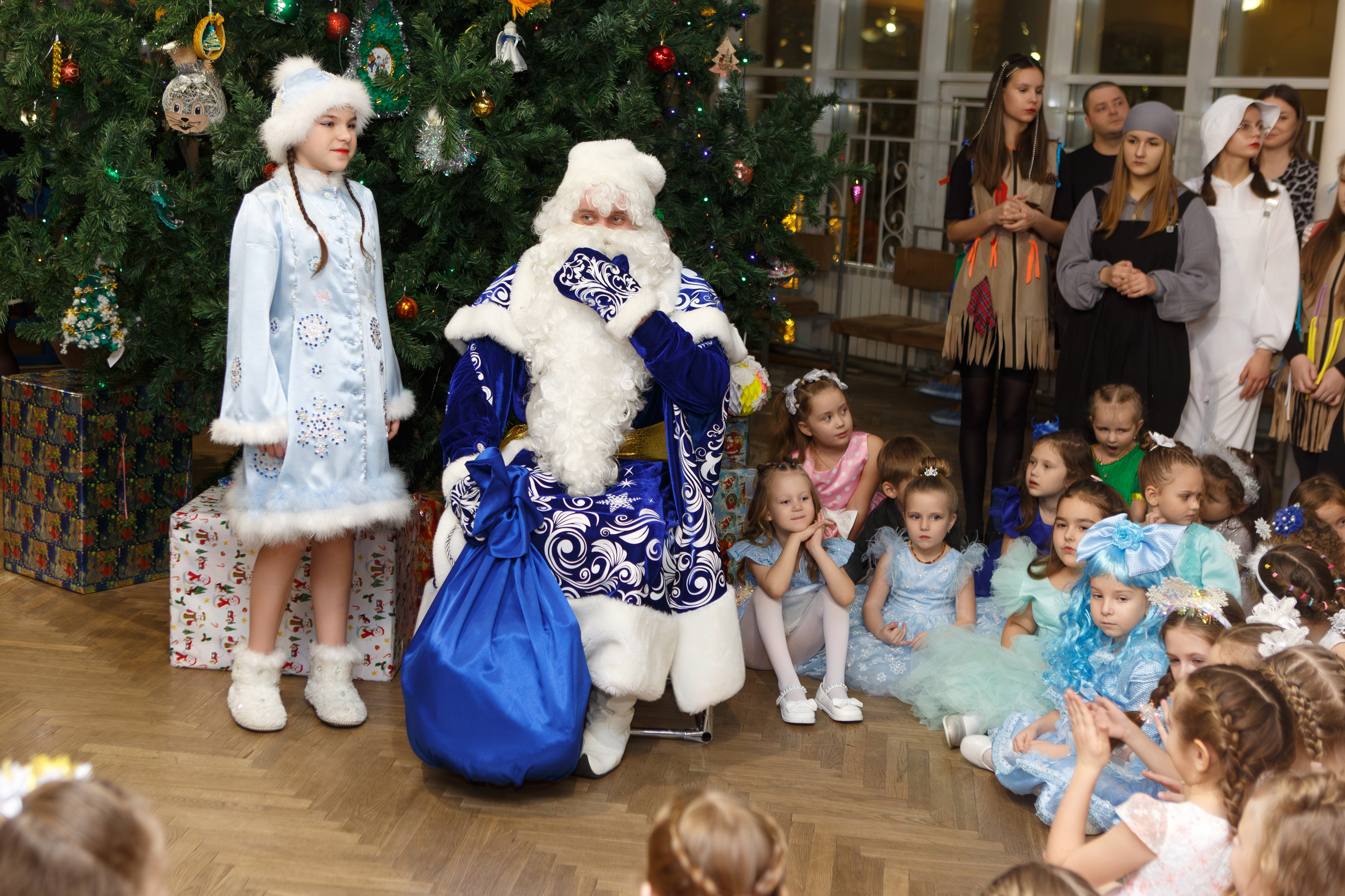 Театр-студия «ОК"ФАНТАЗИЯ» — „НОВЫЙ ГОД С ФАНТАЗИЕЙ“. Профессиональный фотограф в Мценске и Орловской области