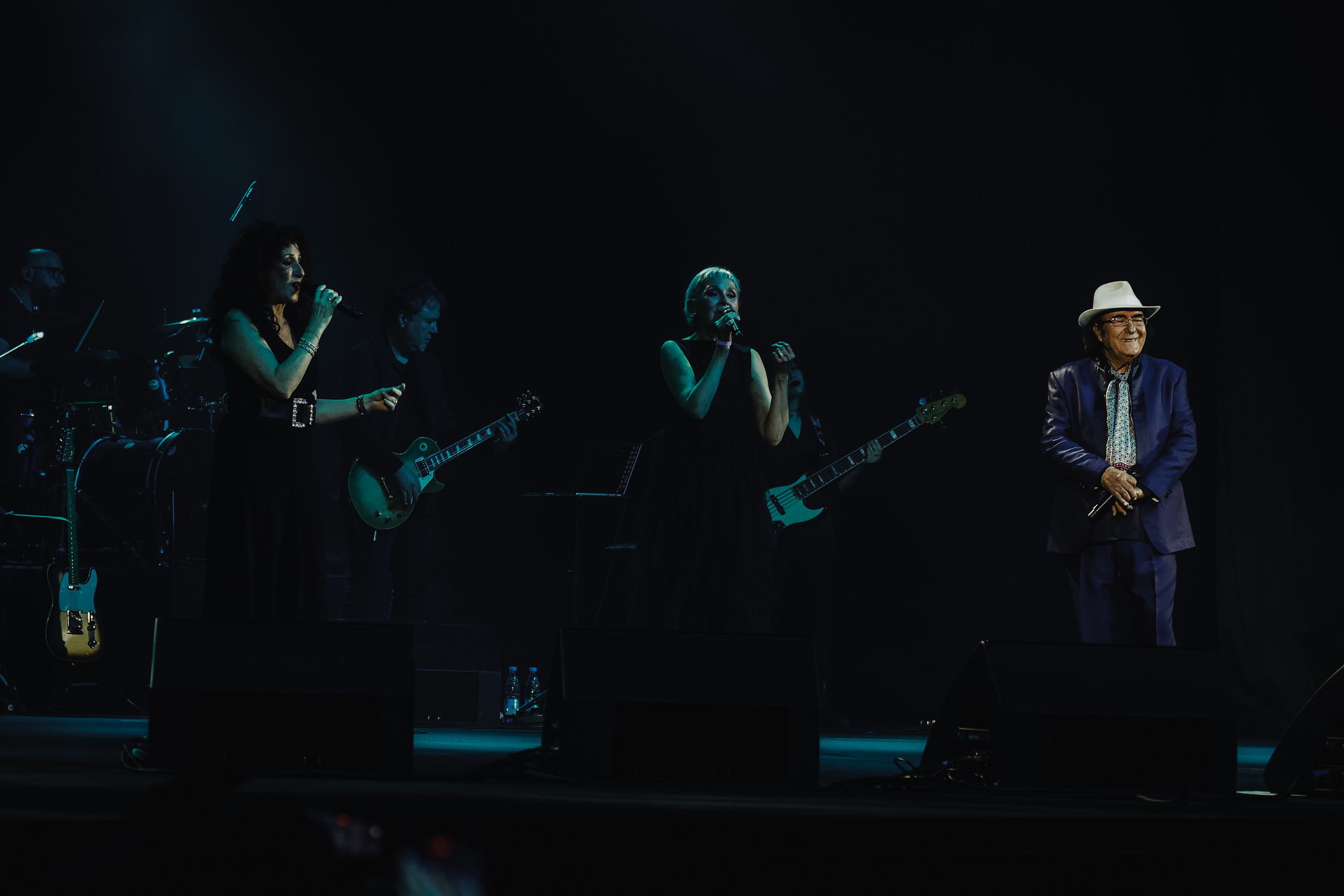 AL BANO. Nikophotoos