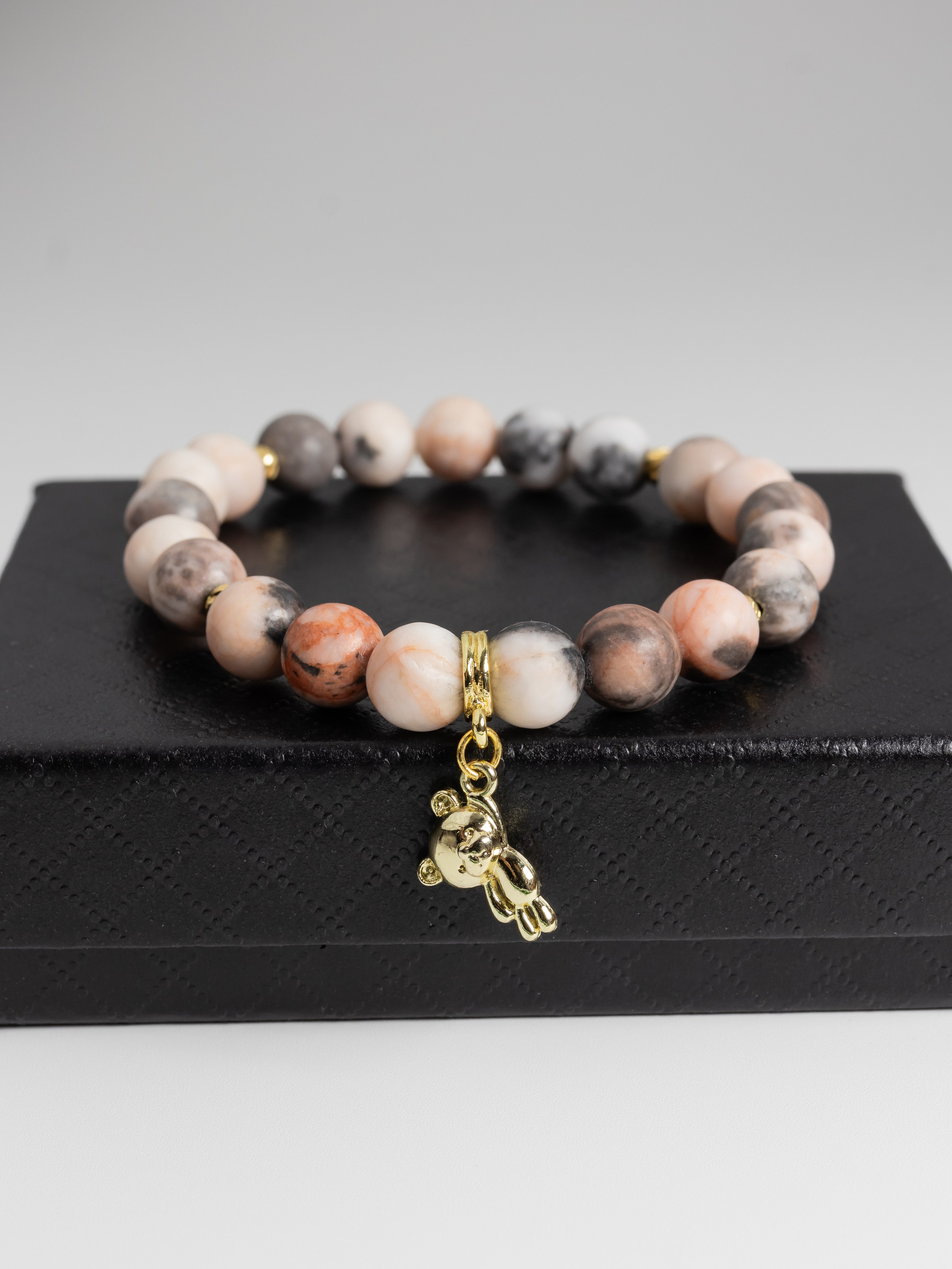 Браслеты камень. Фотограф в Краснодаре Арина Кудряшова