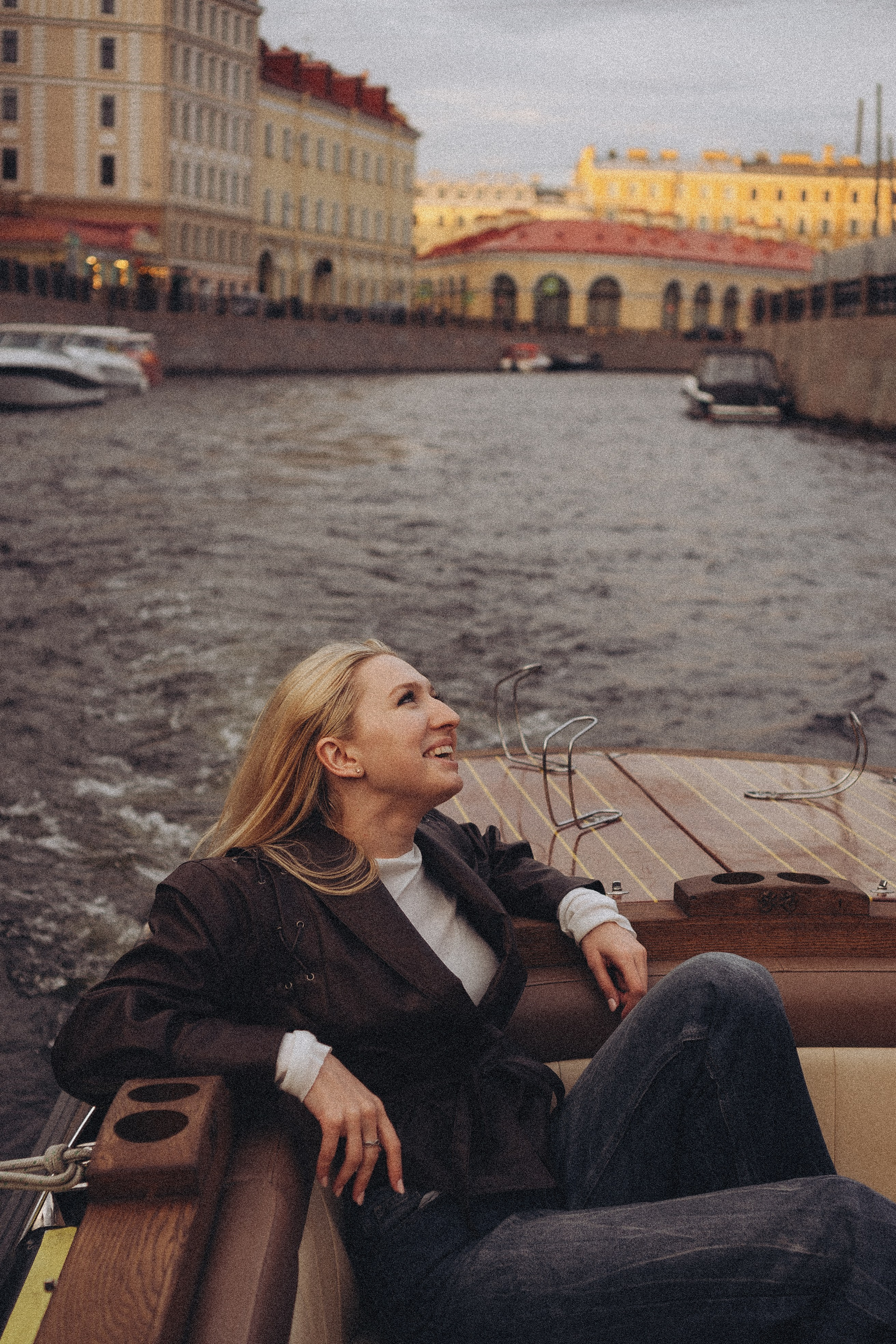 ДЕВУШКИ НА КАТЕРЕ. Профессиональный фотограф, Санкт-Петербург — Виктория Богомолова