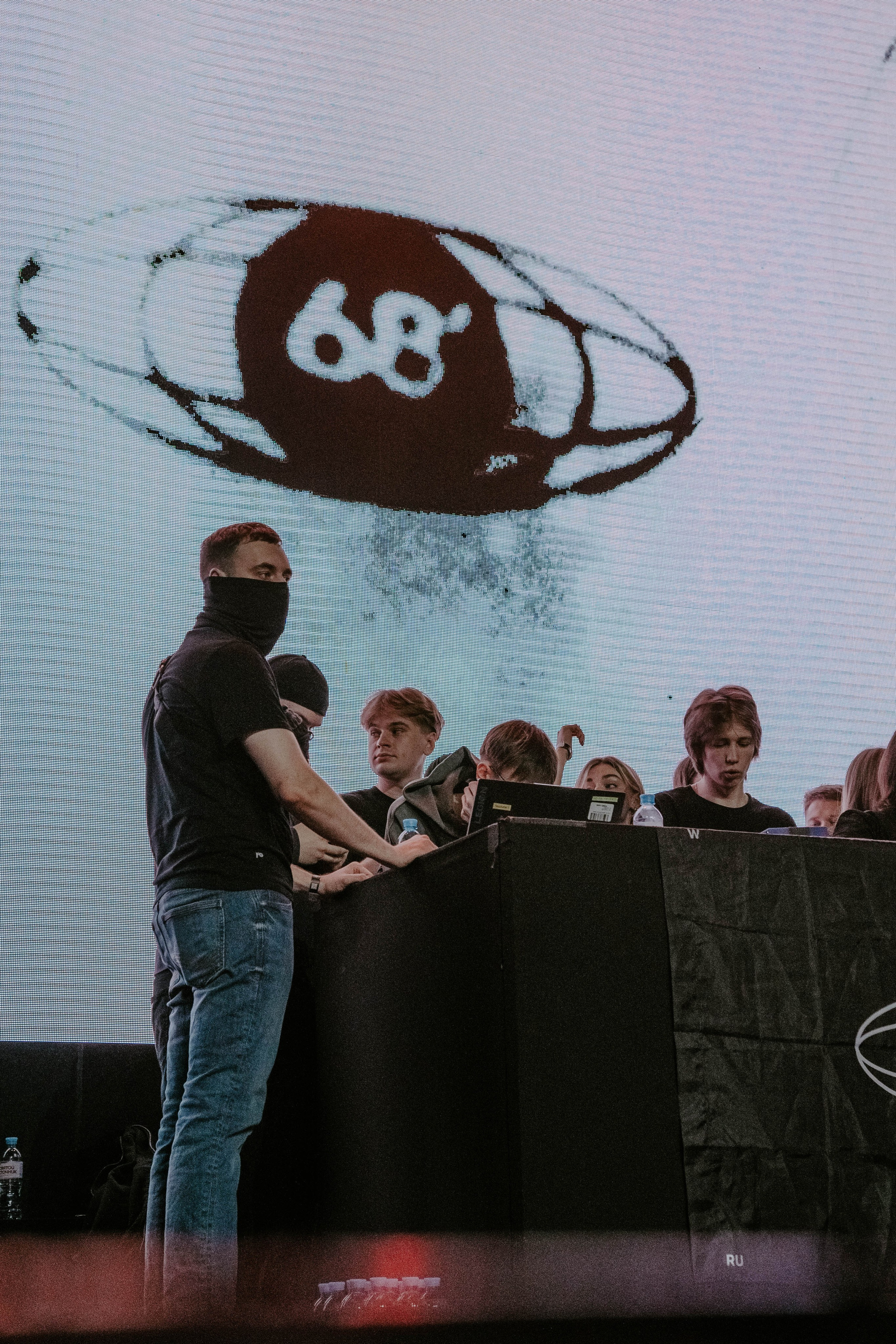 Бэкстейдж Whole Lotta Swag. Главная