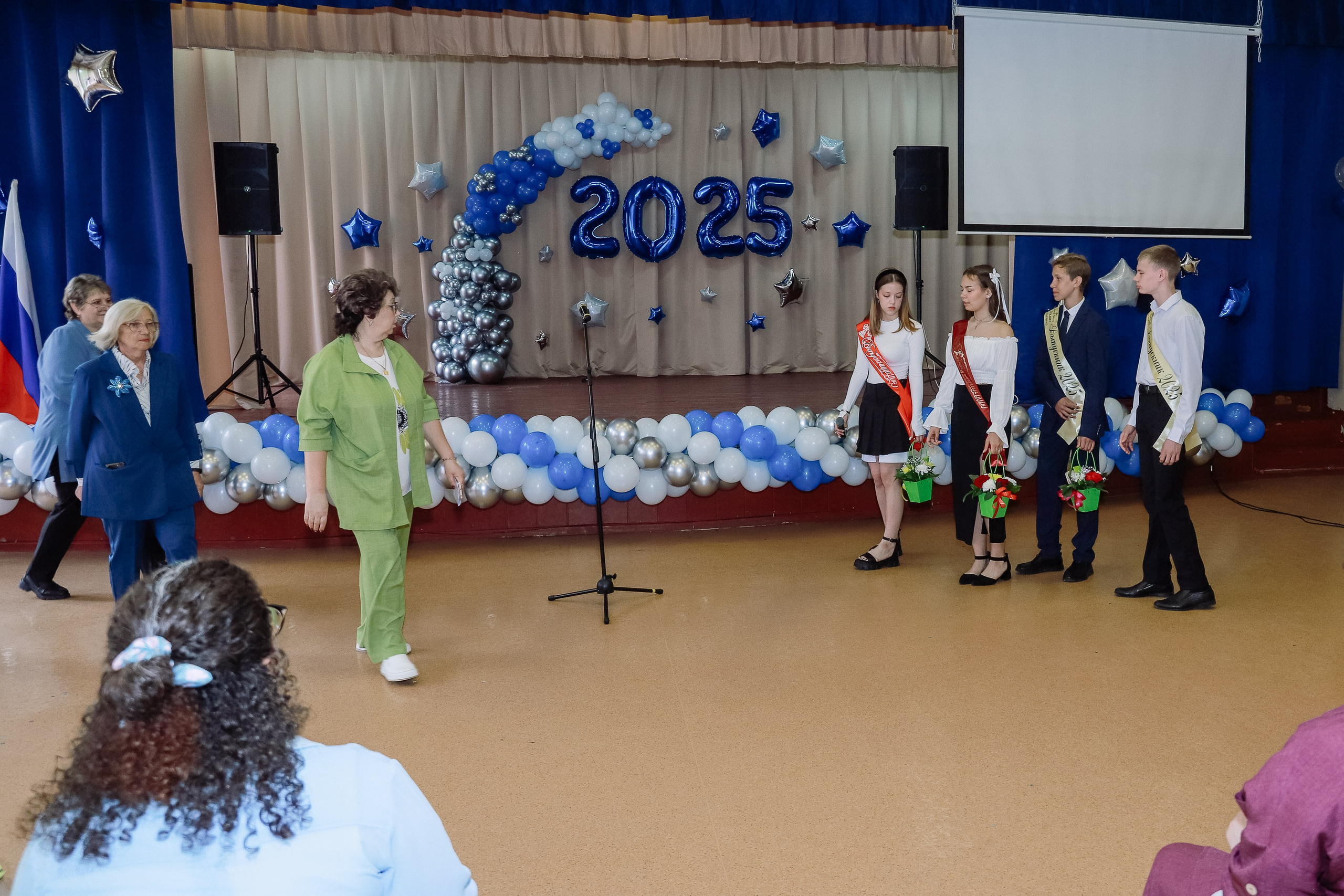 Последний звонок 9 кл № 26. Фотограф Юлия Мальцева