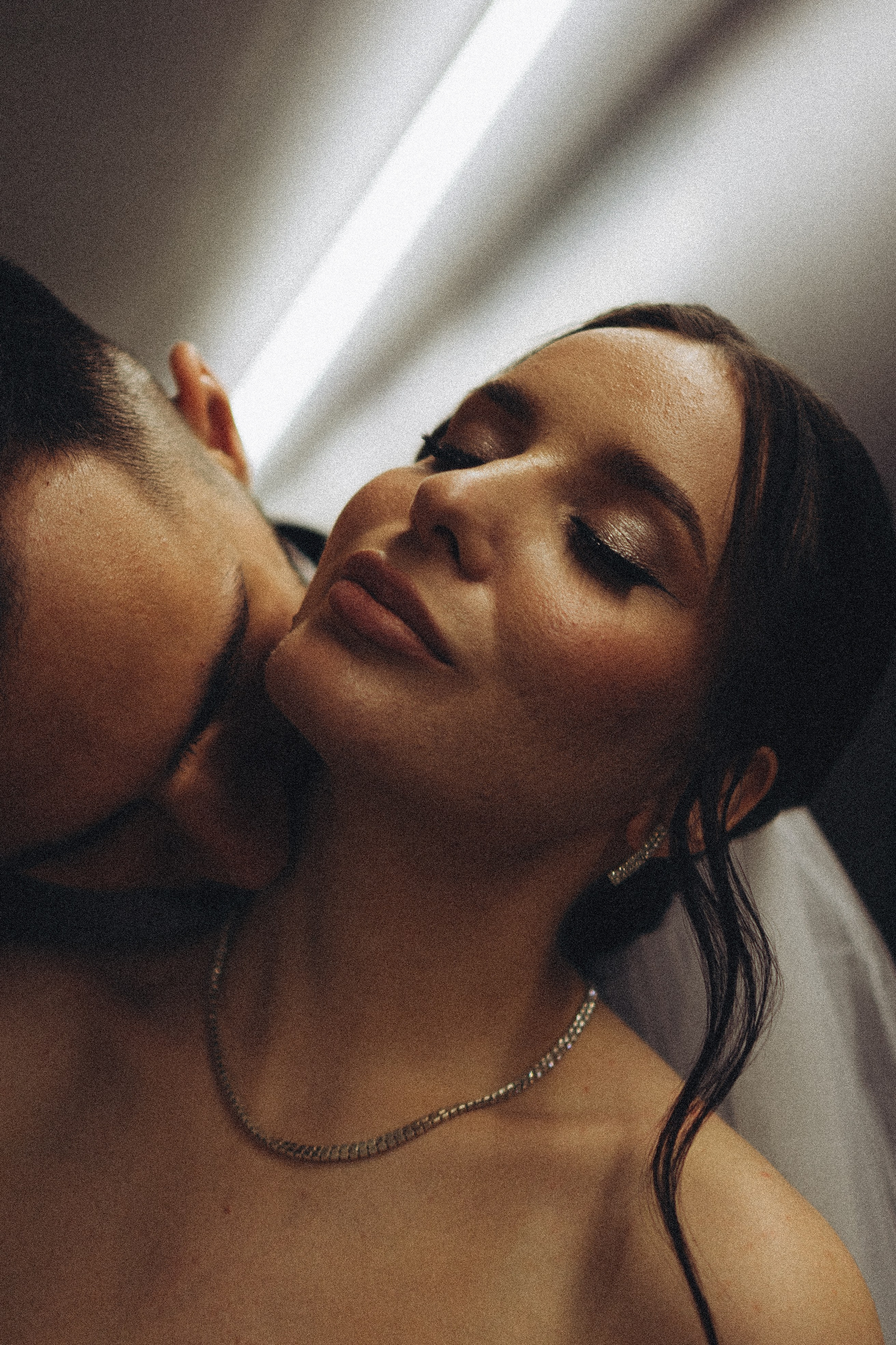 СВАДЕБНАЯ СЬЕМКА СБОРОВ ЖЕНИХА И НЕВЕСТЫ В ОТЕЛЕ И ТАКЖЕ ФОТОСЕССИИЯ В ОТЕЛЕЕ МЕГАПОЛИС БРЯНСК. Профессиональный фотограф, Санкт-Петербург — Виктория Богомолова