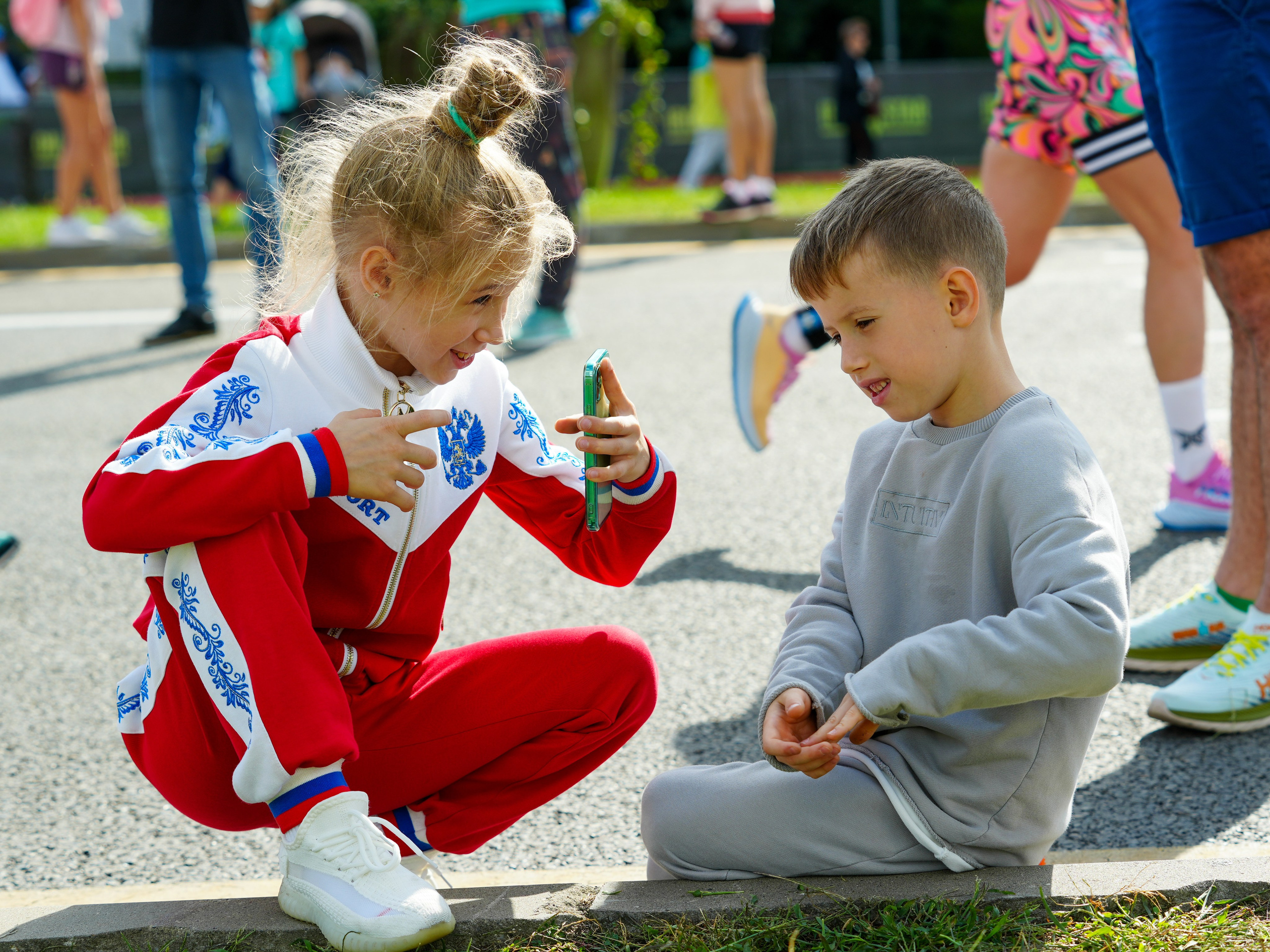 Фотоотчет партнерской интеграции для компании TELE2 на фестивале Ironstar. Репортажный фотограф в Красной Поляне и Сочи Павлюченко Екатерина