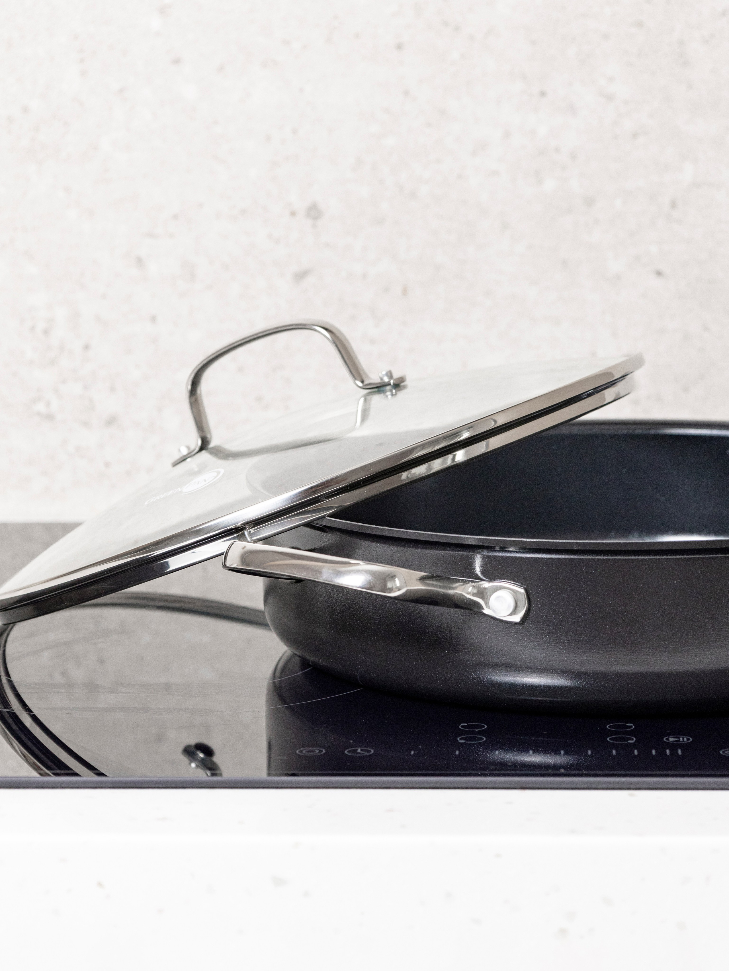 Предметная фотография изделий из стекла и керамики. Предметный фотограф в Москве и Московской области