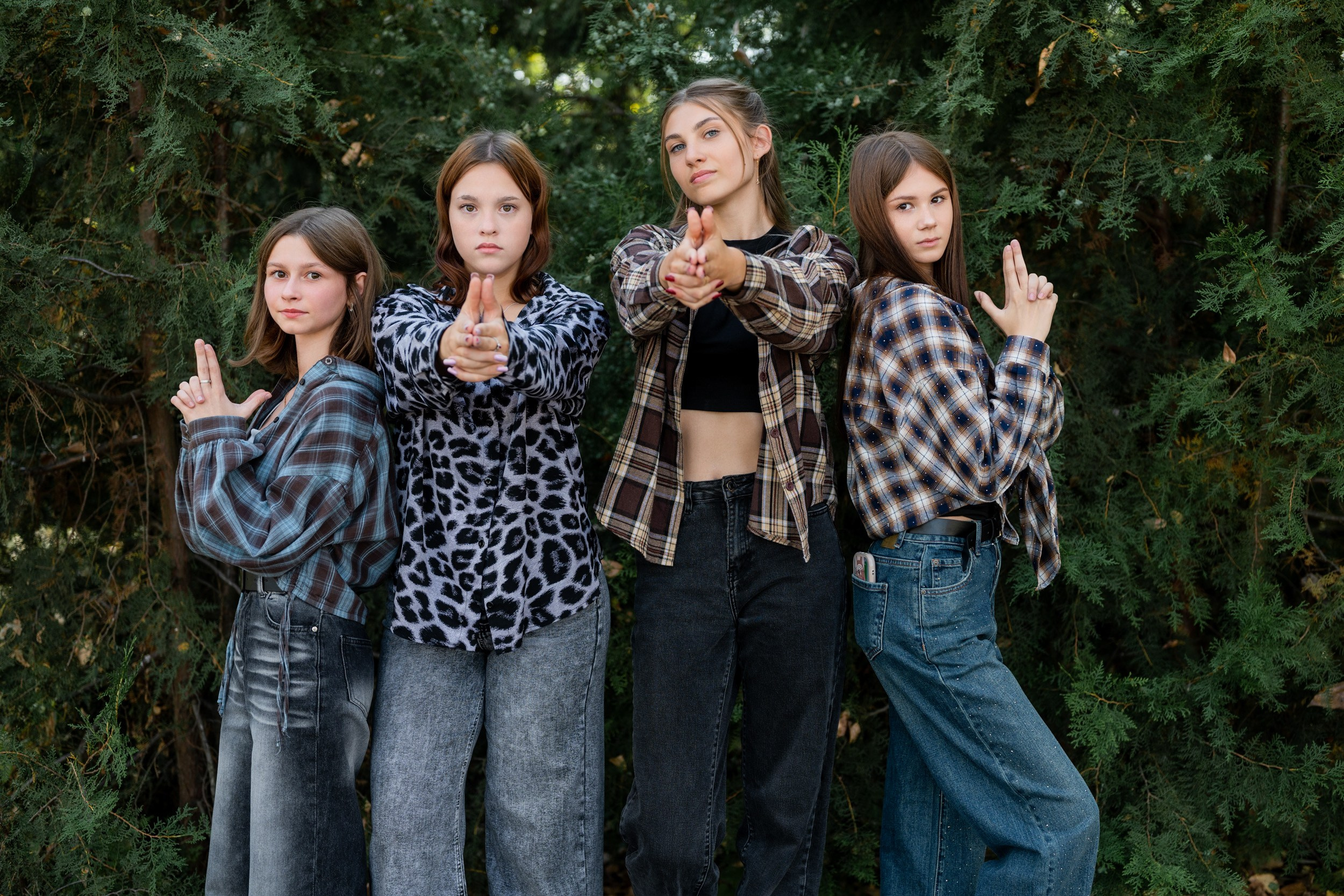 В парке. Выпускные альбомы и Школьный фотограф в Алексеевке, Бирюче, Красном