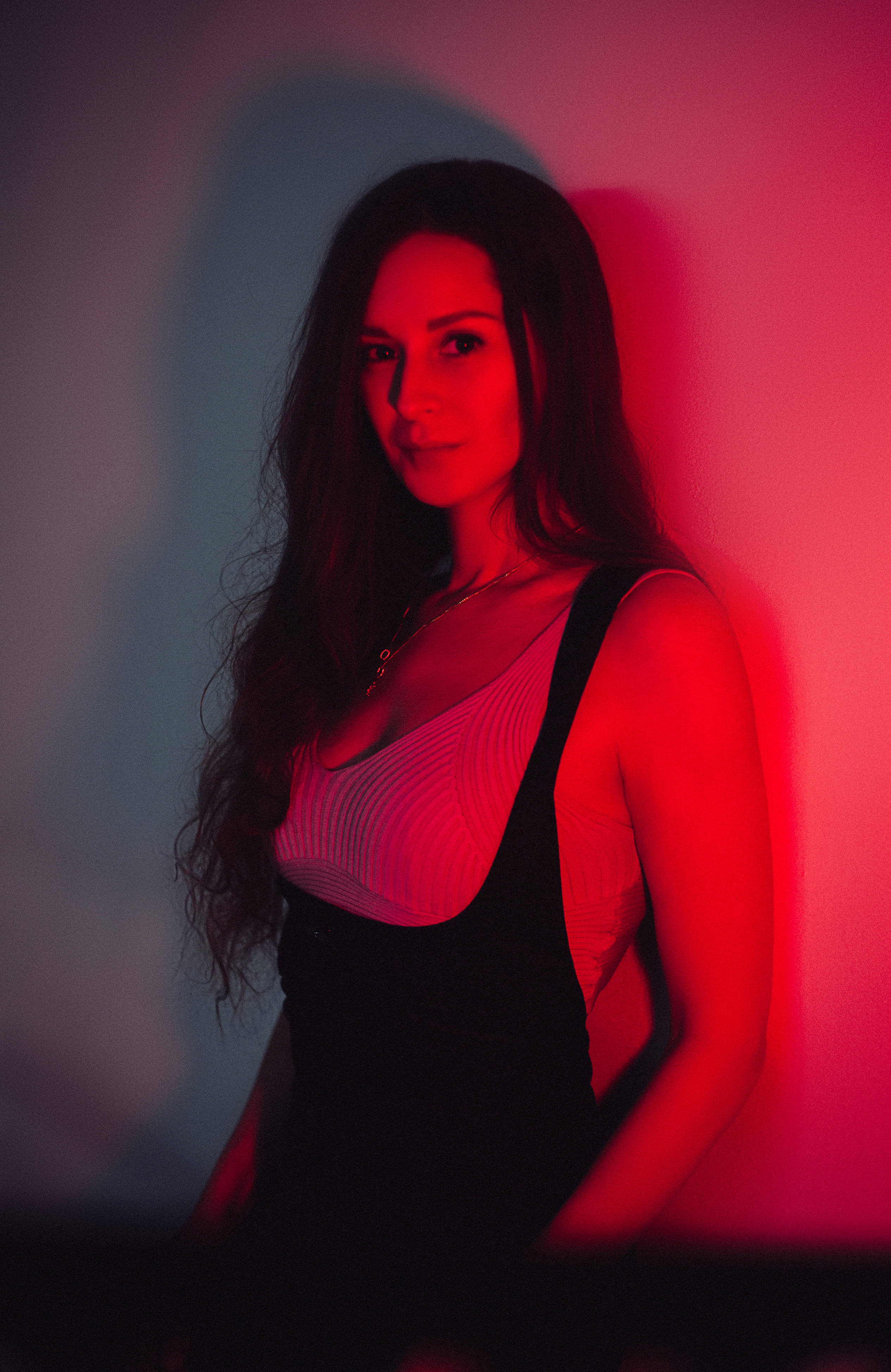 Съёмка в красных тонах. Фотограф в Санкт-Петербурге и Москве Наталья Милли