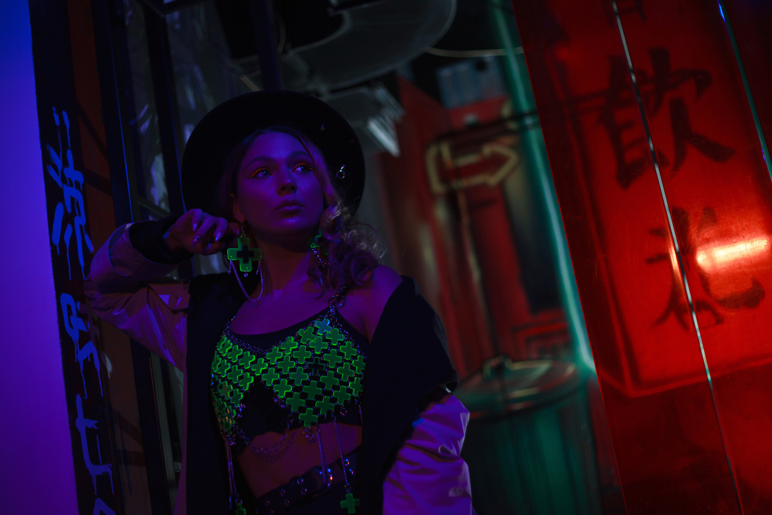 Неоновая съёмка. Фотограф в Санкт-Петербурге и Москве Наталья Милли