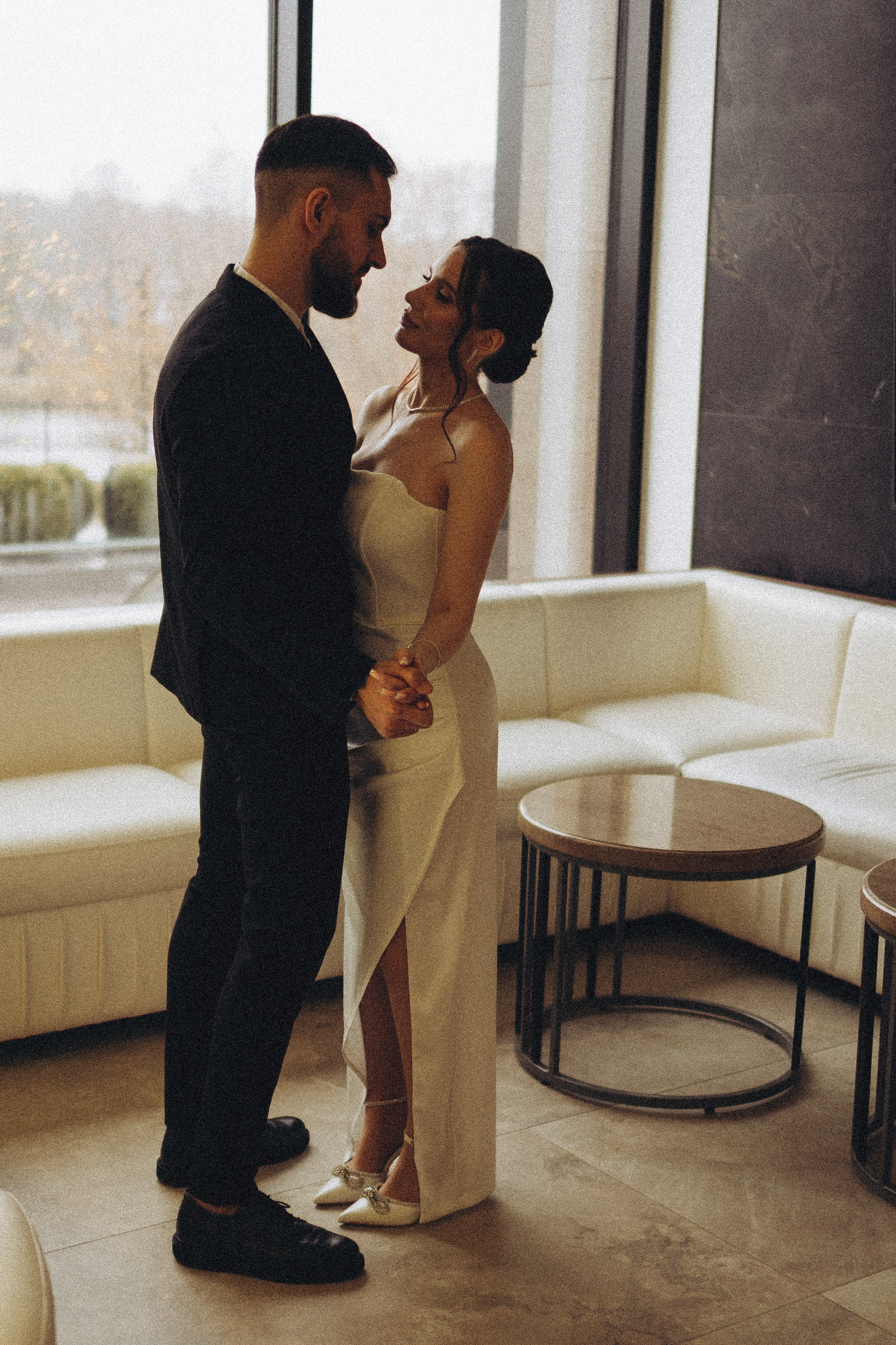 СВАДЕБНАЯ СЬЕМКА СБОРОВ ЖЕНИХА И НЕВЕСТЫ В ОТЕЛЕ И ТАКЖЕ ФОТОСЕССИИЯ В ОТЕЛЕЕ МЕГАПОЛИС БРЯНСК. Профессиональный фотограф, Санкт-Петербург — Виктория Богомолова