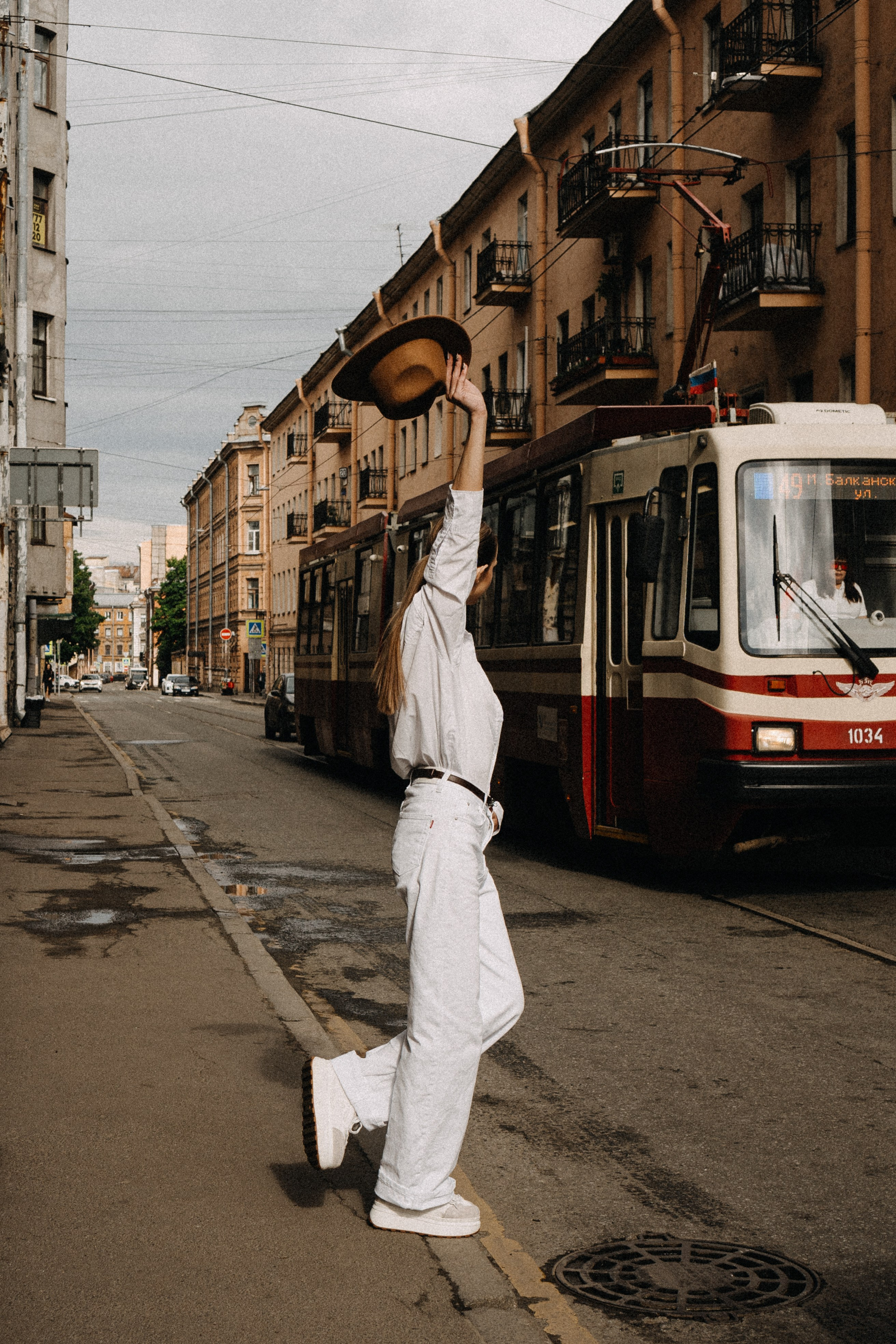МЫ ГУЛЯЛИ ПРО КРЫШАМ ПИТЕРА. Профессиональный фотограф, Санкт-Петербург — Виктория Богомолова