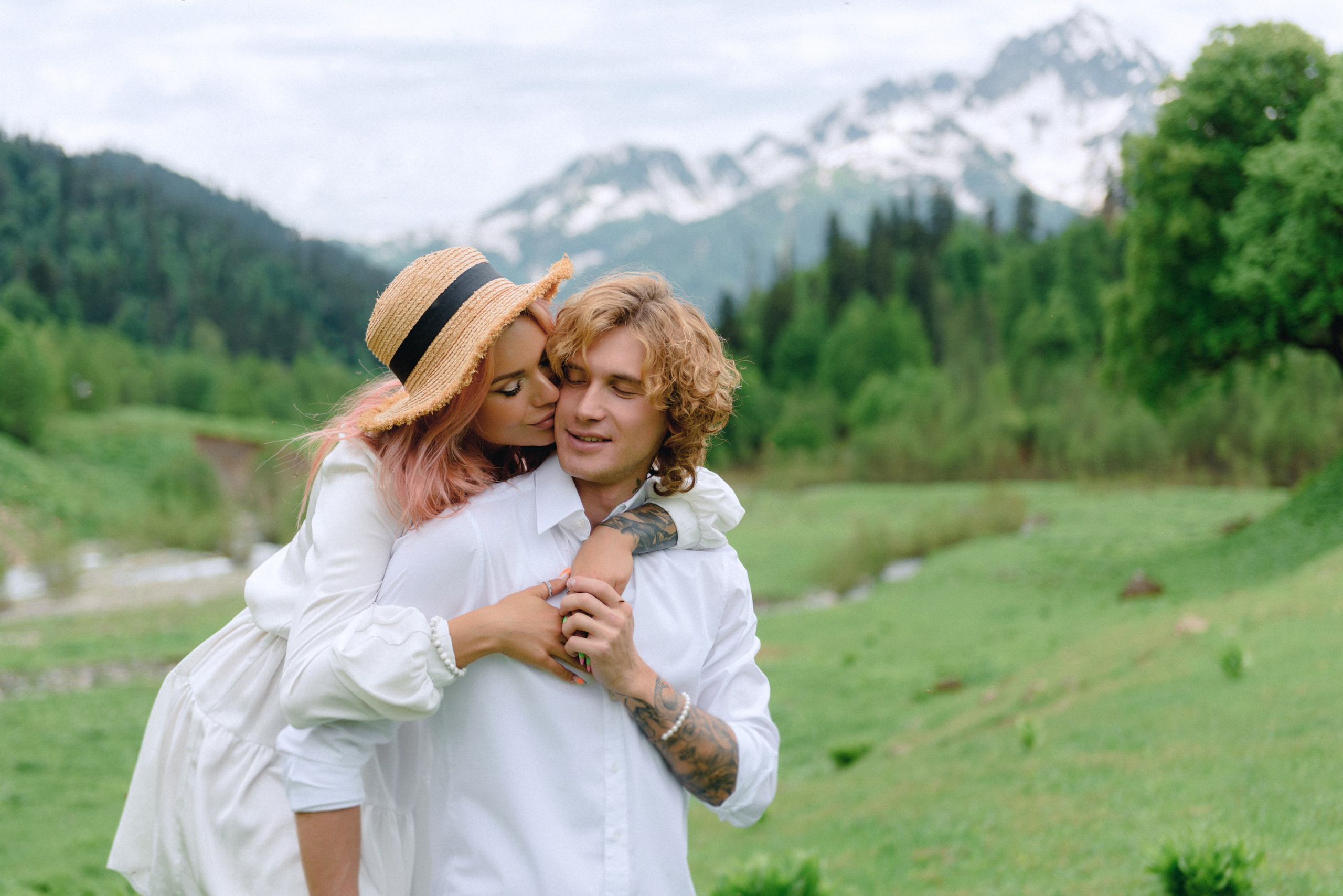 Alpine meadows phototour|The Italian Dolomites Love Story photoshoot. Fedor Lemeshko — Destination Wedding and Family Lifestyle photographer