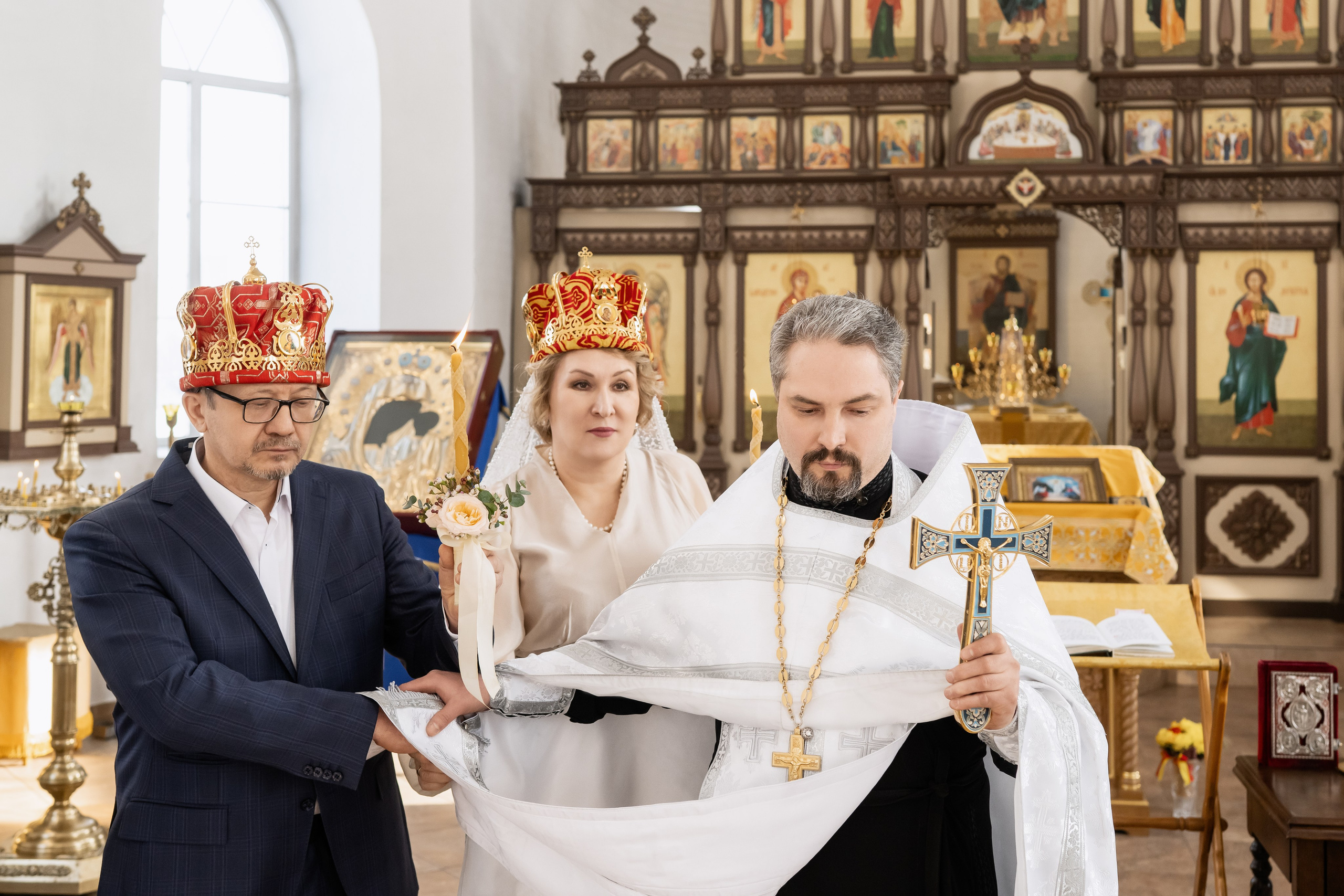 Храм Страстотерпцев (п.Южный). Церковный фотограф на Таинство Крещения и Венчания в Оренбурге и Оренбургской области Екатерина Белкина