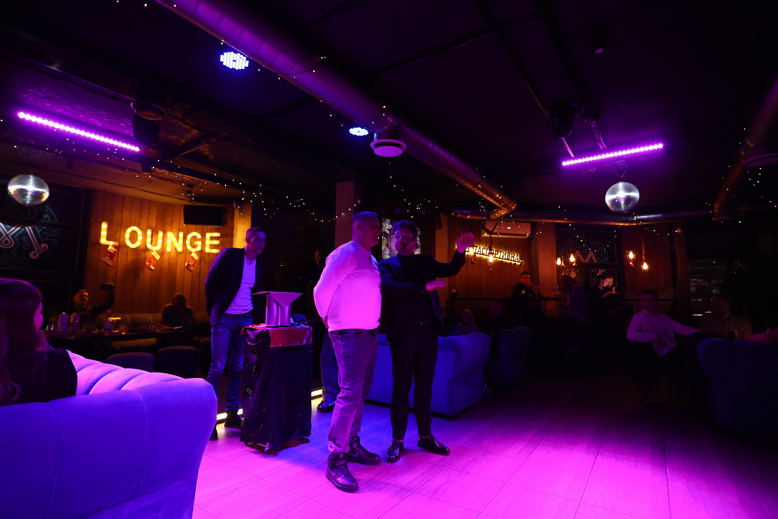 15/12/23 Новогоднее караоке в Мята Спортивная. Мята Спортивная — Кальянная, караоке, бар в Минске