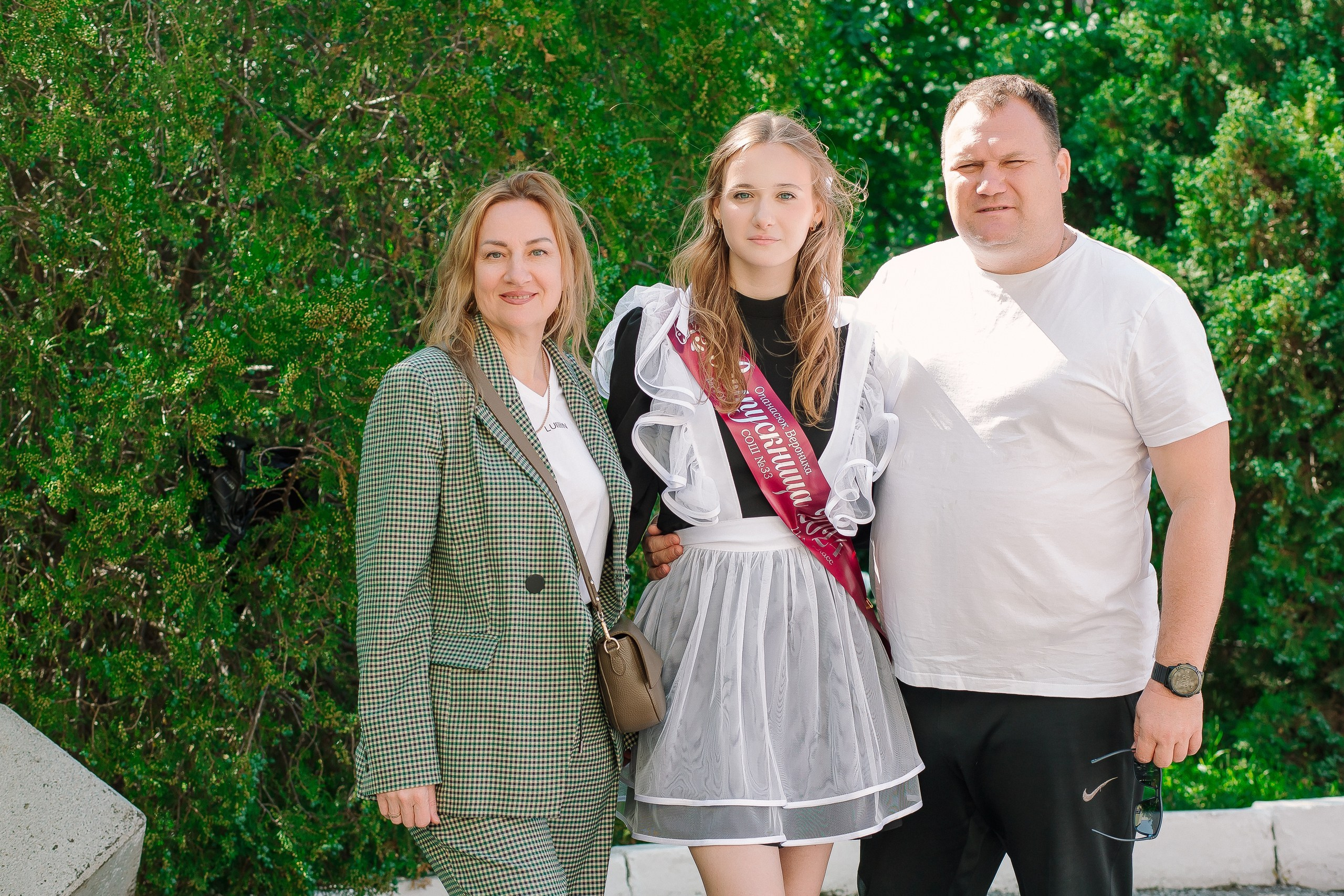 11 класс 33 школа. Выпускные альбомы Натальи Бутко: Новороссийск, Анапа, Геленджик