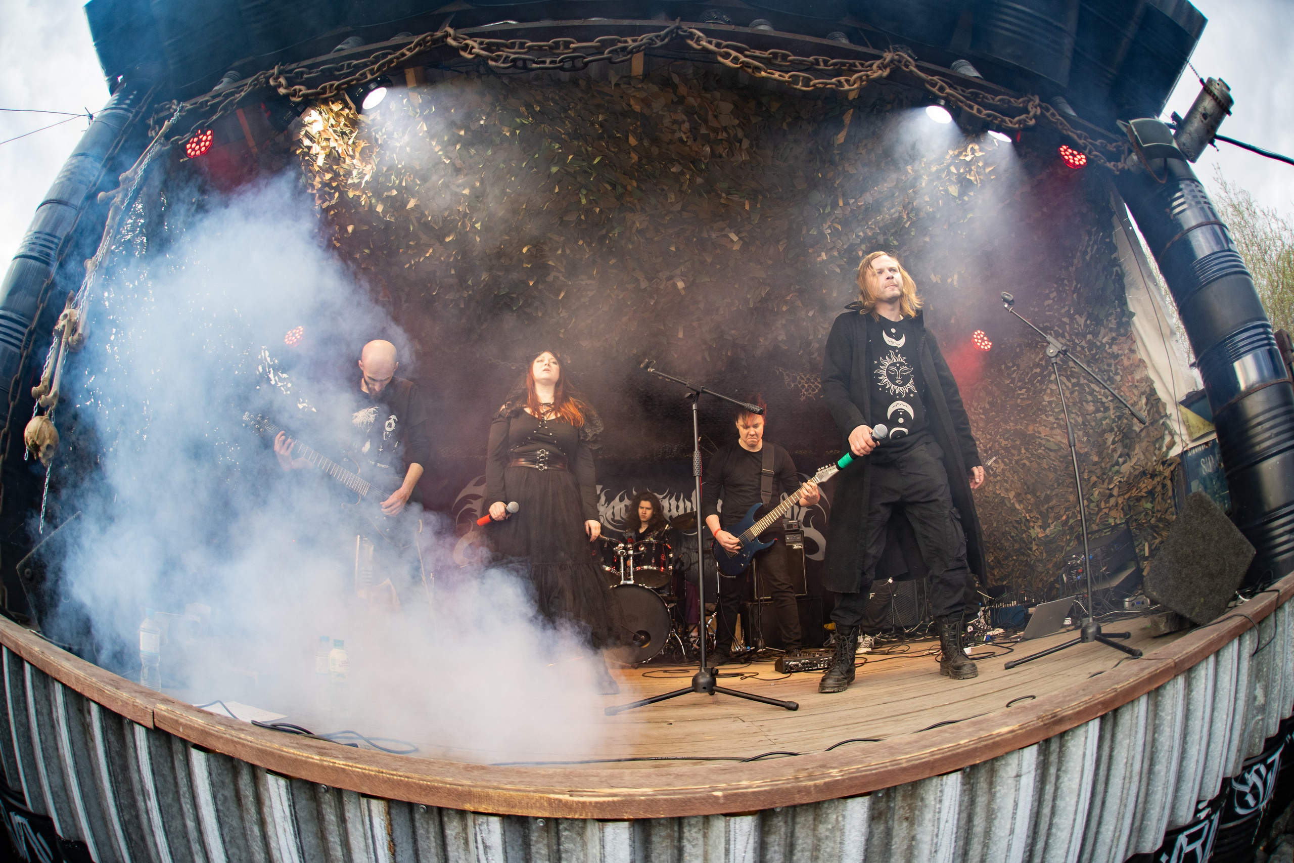 Фестиваль «ПОСРЕДИ КЛАДБИЩ И БОЛОТ»|Архангельск. Концертный и репортажный фотограф в Санкт-Петербурге Слава Пахомов