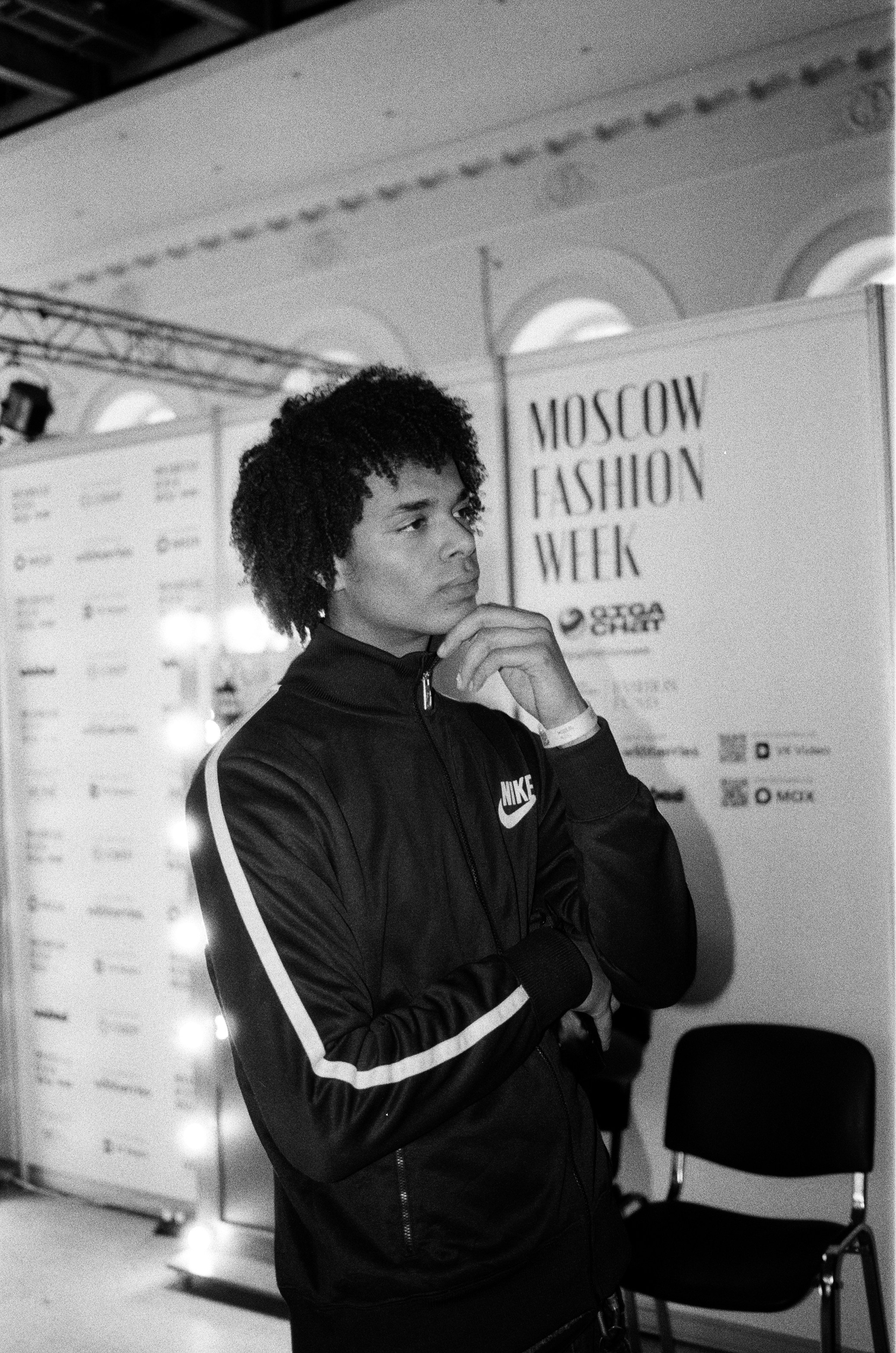 День 1. Плёночный фотограф Москва, Саша Звук