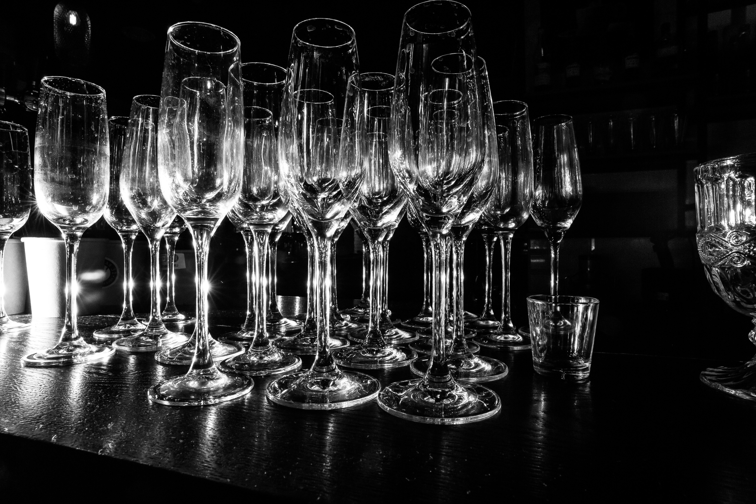 Фёдор и Джума — студия и банкет в «Хорошем месте». Свадебный фотограф в Оренбурге Илья Володьков