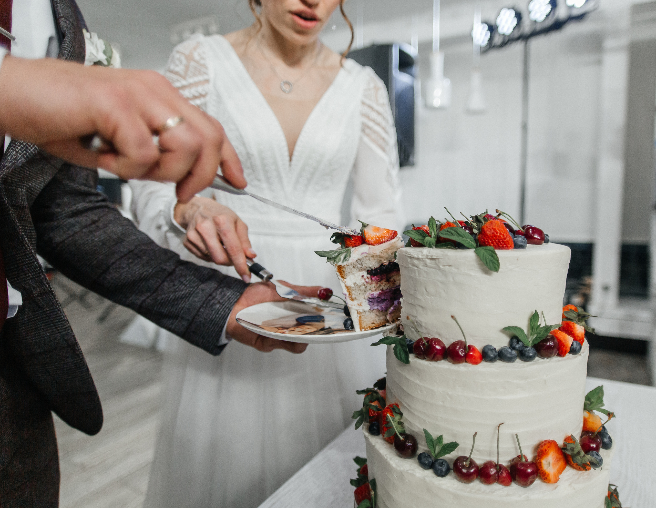 Фёдор и Джума — студия и банкет в «Хорошем месте». Свадебный фотограф в Оренбурге Илья Володьков