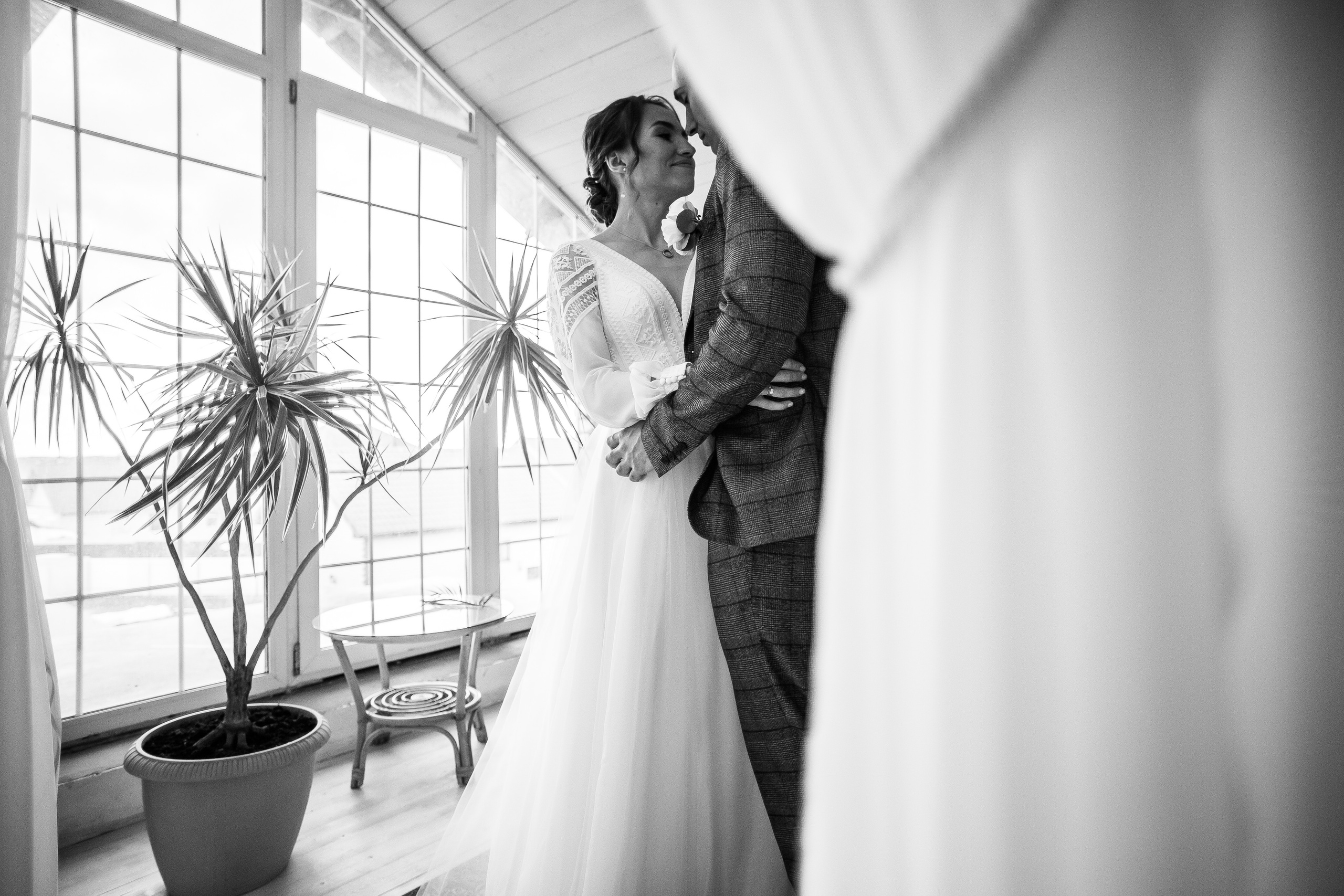 Фёдор и Джума — студия и банкет в «Хорошем месте». Свадебный фотограф в Оренбурге Илья Володьков