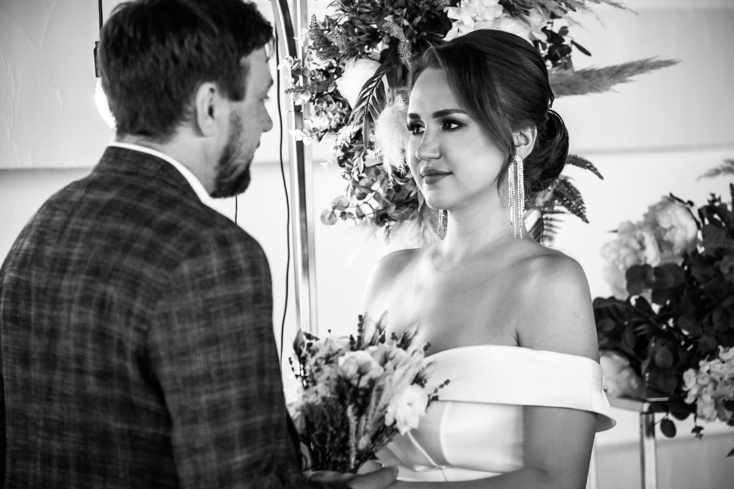 Дарья и Михаил — банкет в ресторане O2. Свадебный фотограф в Оренбурге Илья Володьков