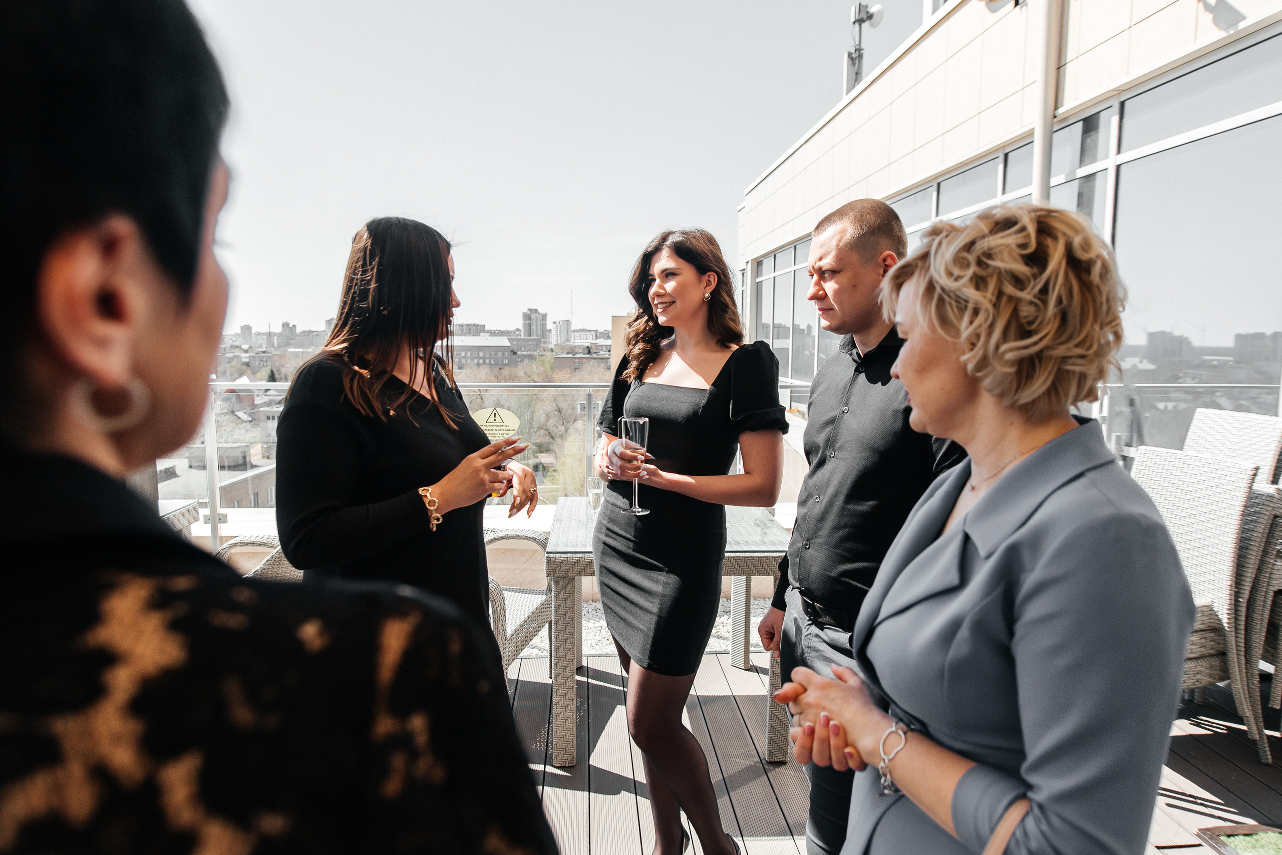 Дарья и Михаил — банкет в ресторане O2. Свадебный фотограф в Оренбурге Илья Володьков