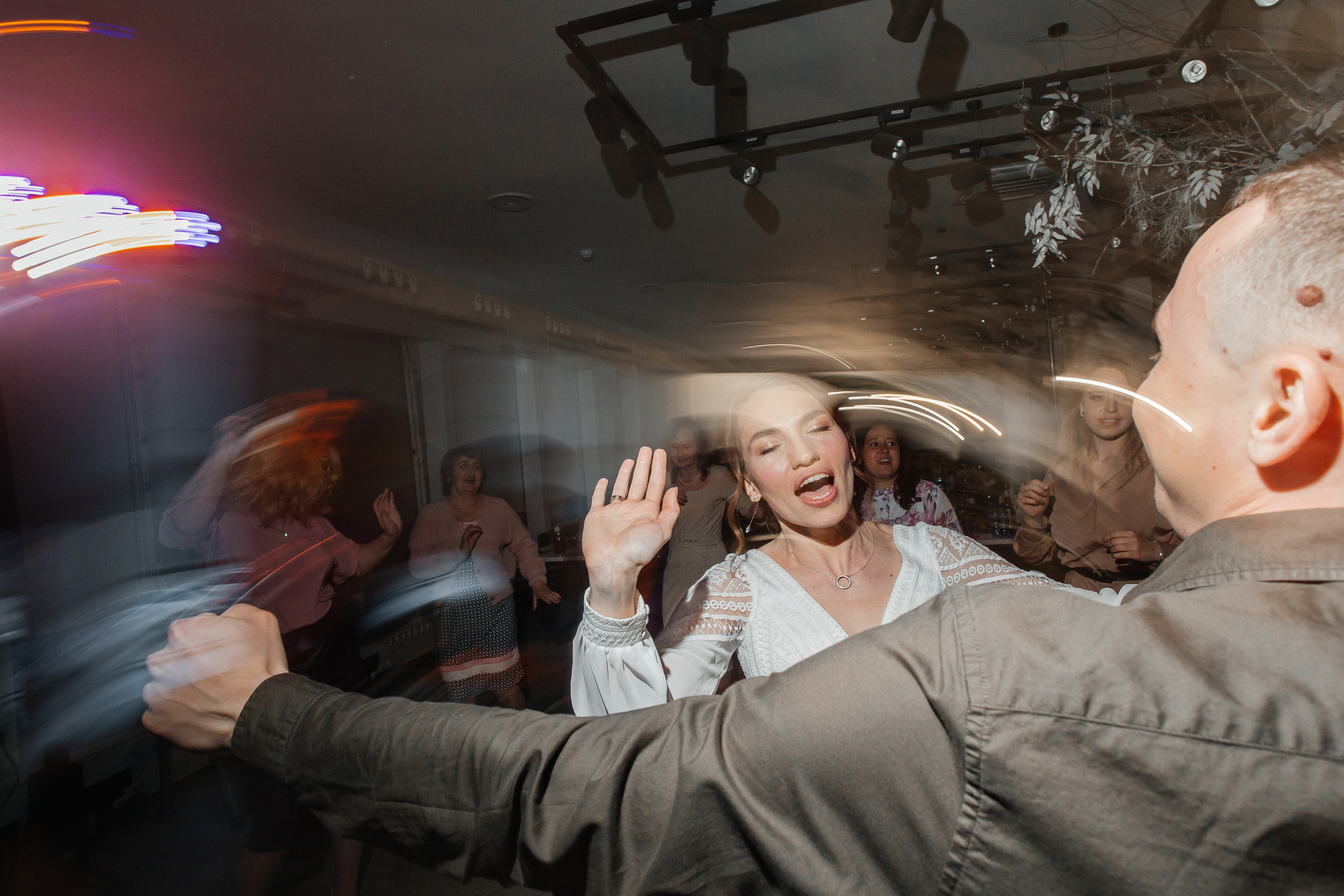 Фёдор и Джума — студия и банкет в «Хорошем месте». Свадебный фотограф в Оренбурге Илья Володьков