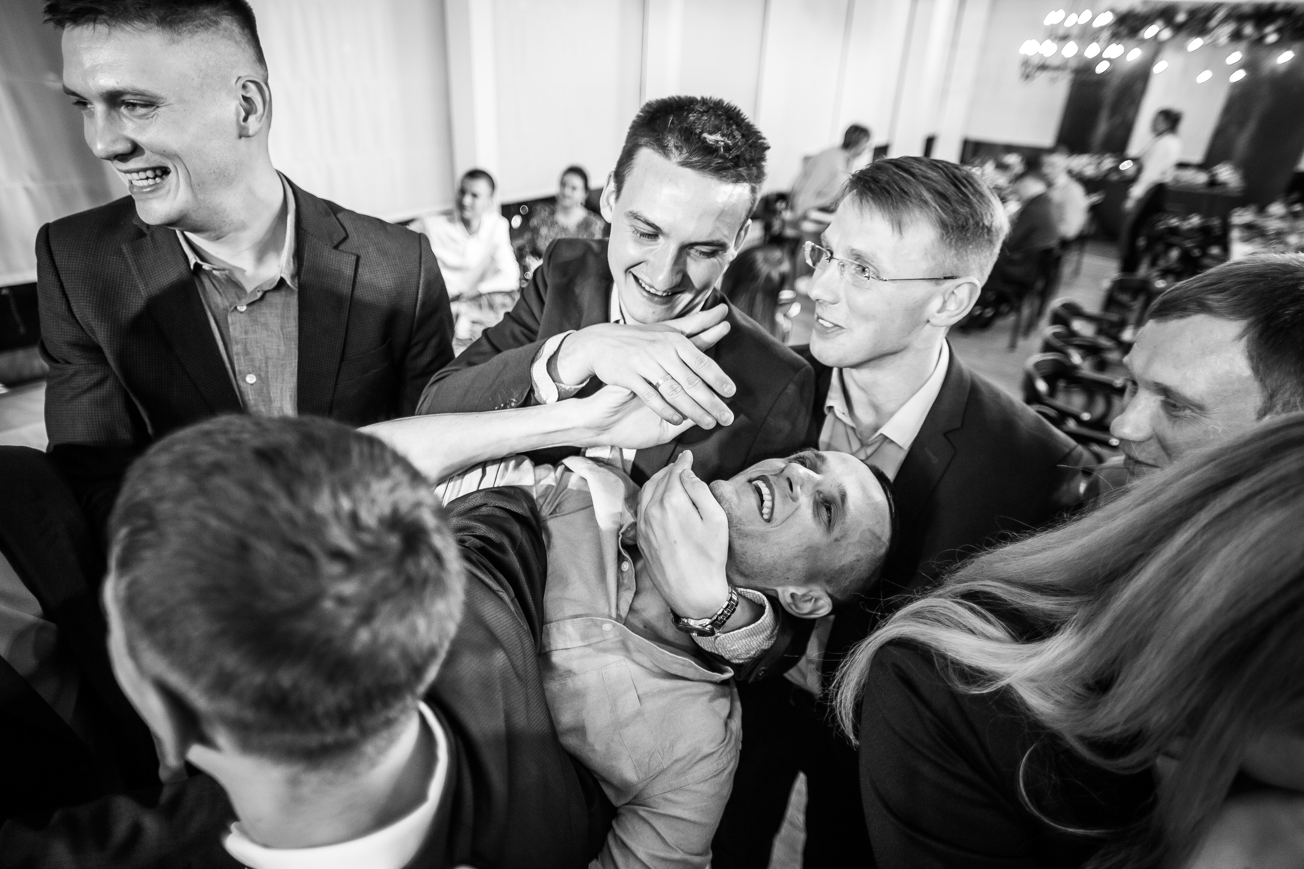 Фёдор и Джума — студия и банкет в «Хорошем месте». Свадебный фотограф в Оренбурге Илья Володьков