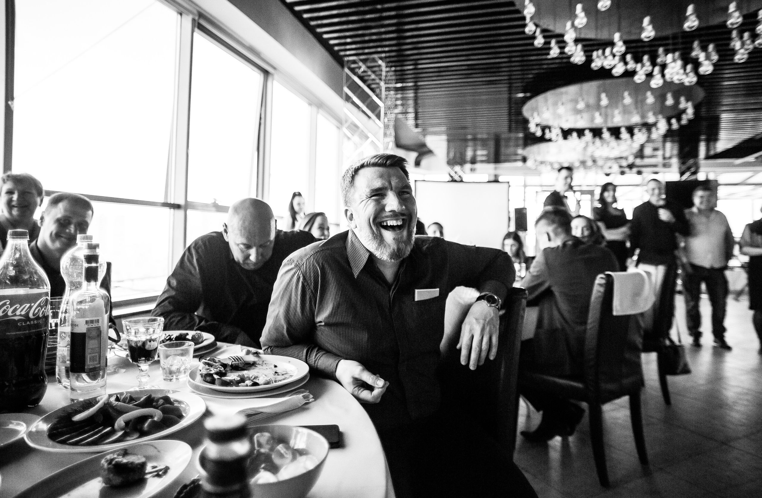 Дарья и Михаил — банкет в ресторане O2. Свадебный фотограф в Оренбурге Илья Володьков