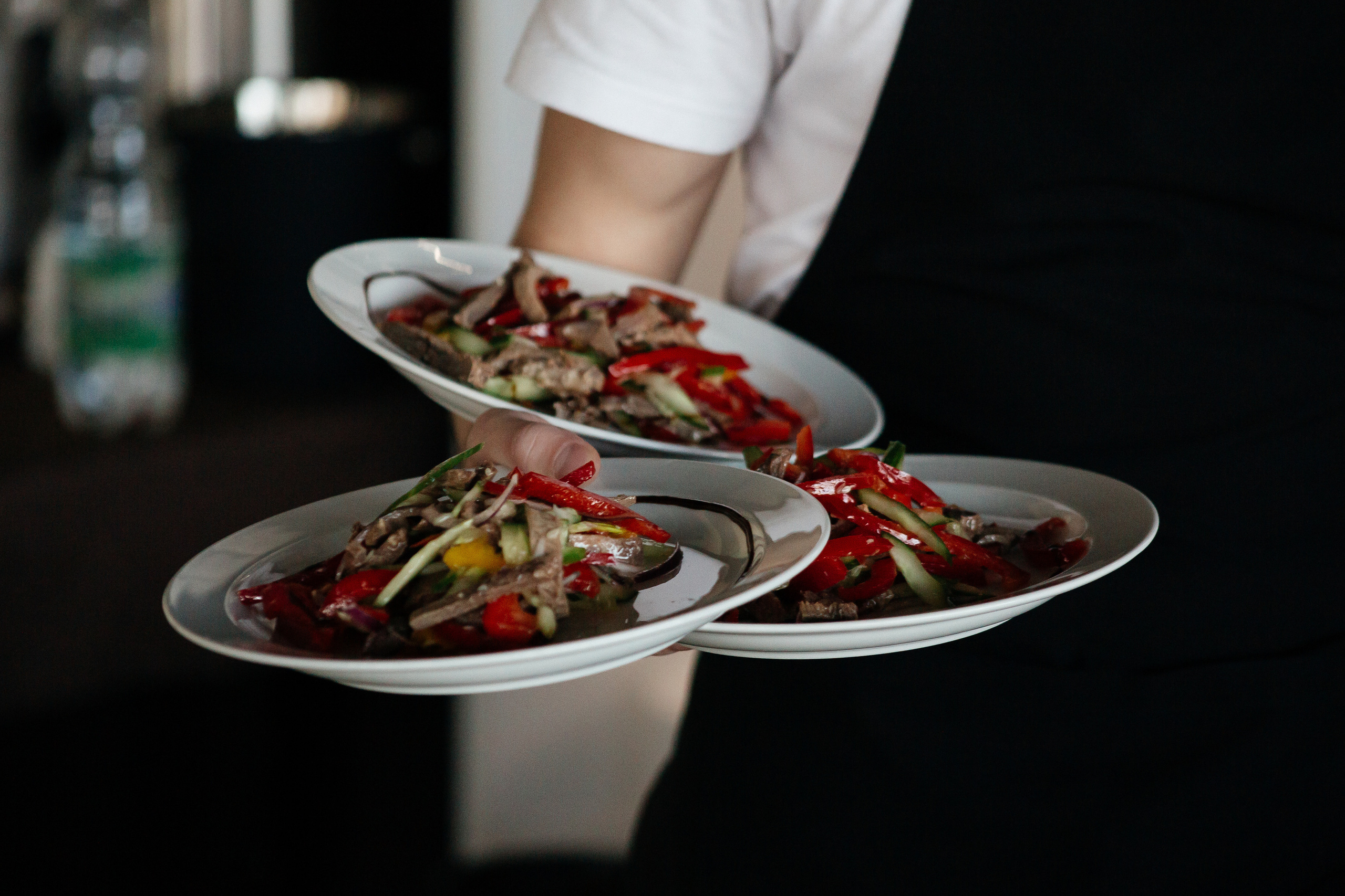 Дарья и Михаил — банкет в ресторане O2. Свадебный фотограф в Оренбурге Илья Володьков