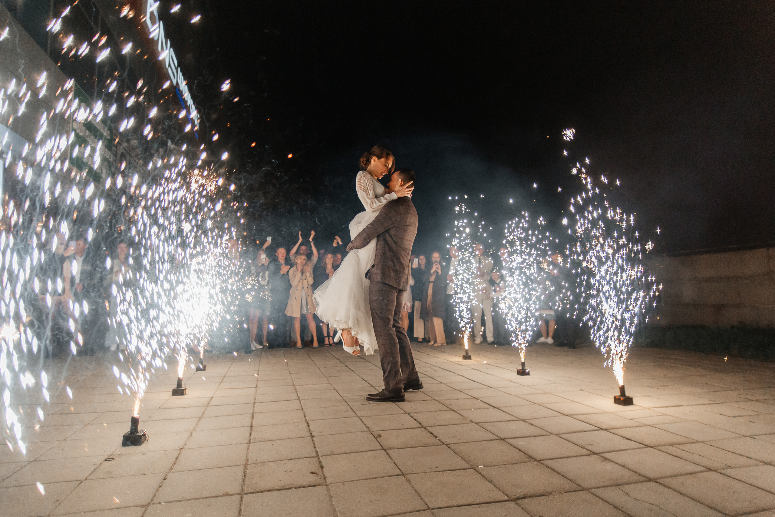 Фёдор и Джума — студия и банкет в «Хорошем месте». Свадебный фотограф в Оренбурге Илья Володьков