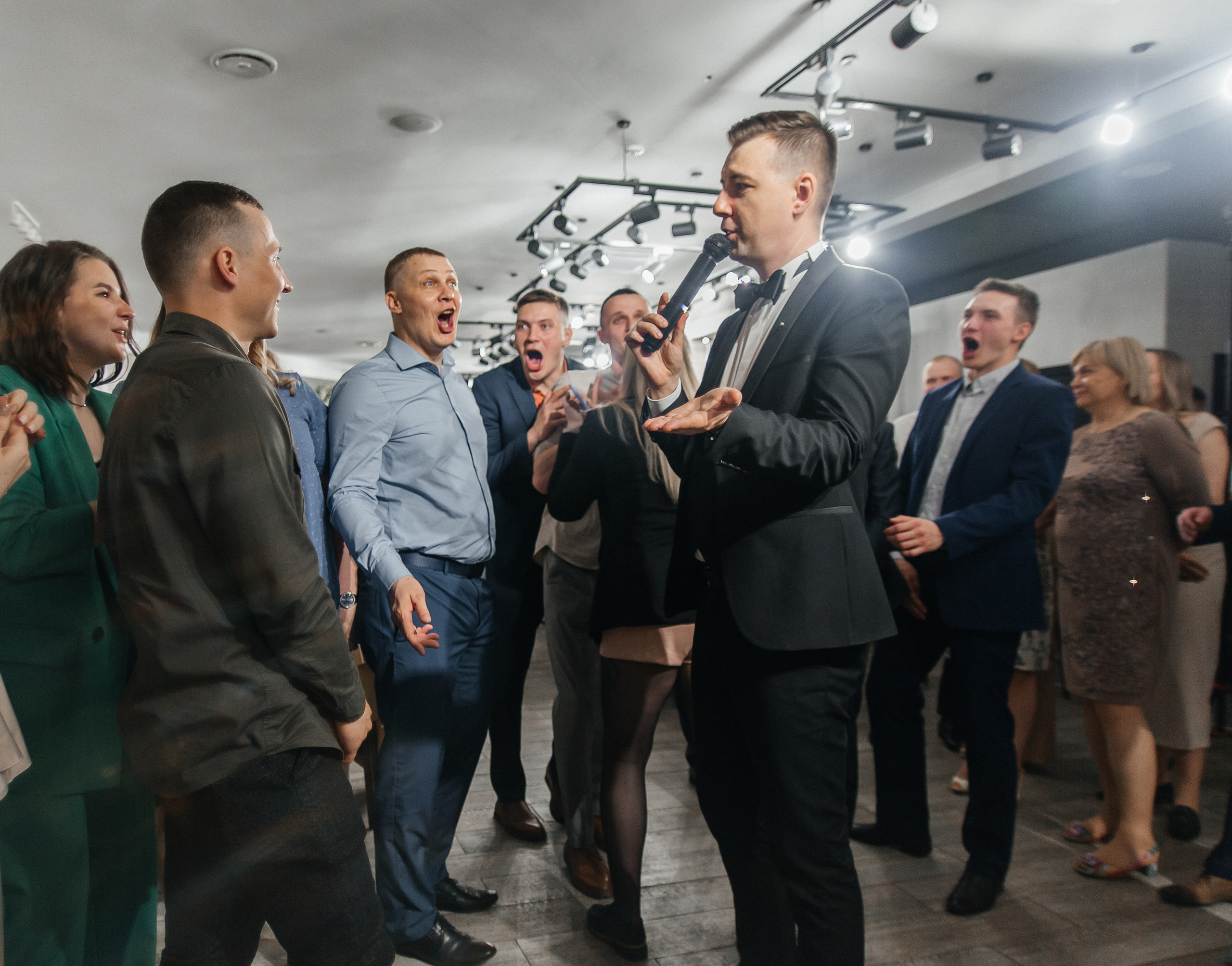 Фёдор и Джума — студия и банкет в «Хорошем месте». Свадебный фотограф в Оренбурге Илья Володьков