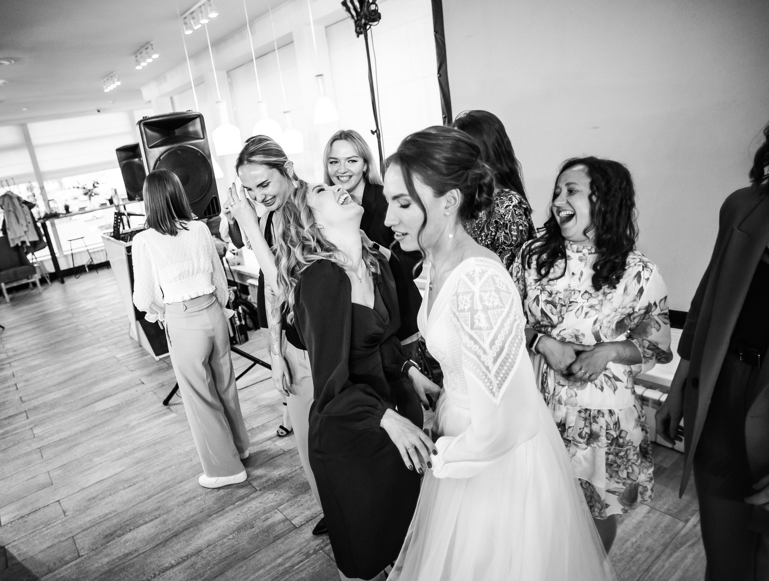 Фёдор и Джума — студия и банкет в «Хорошем месте». Свадебный фотограф в Оренбурге Илья Володьков