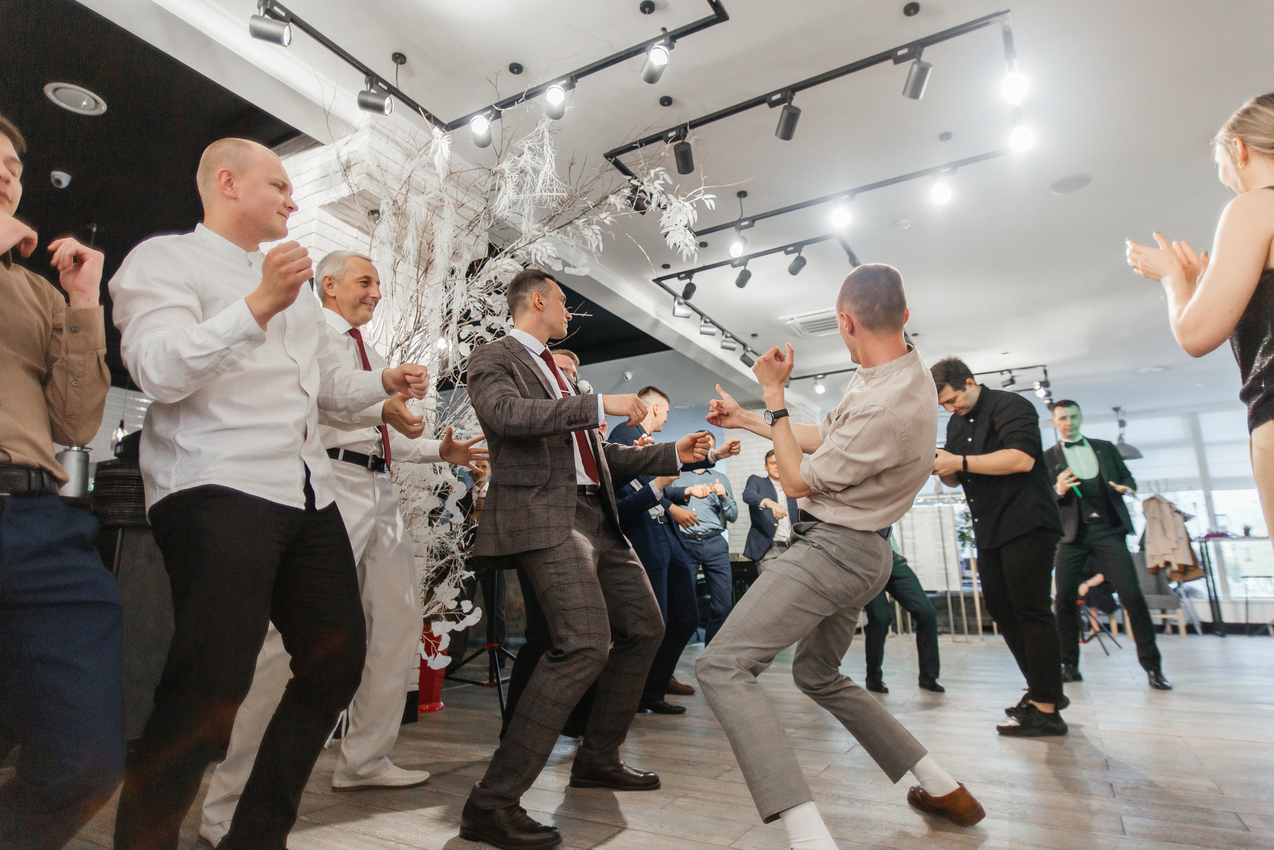 Фёдор и Джума — студия и банкет в «Хорошем месте». Свадебный фотограф в Оренбурге Илья Володьков