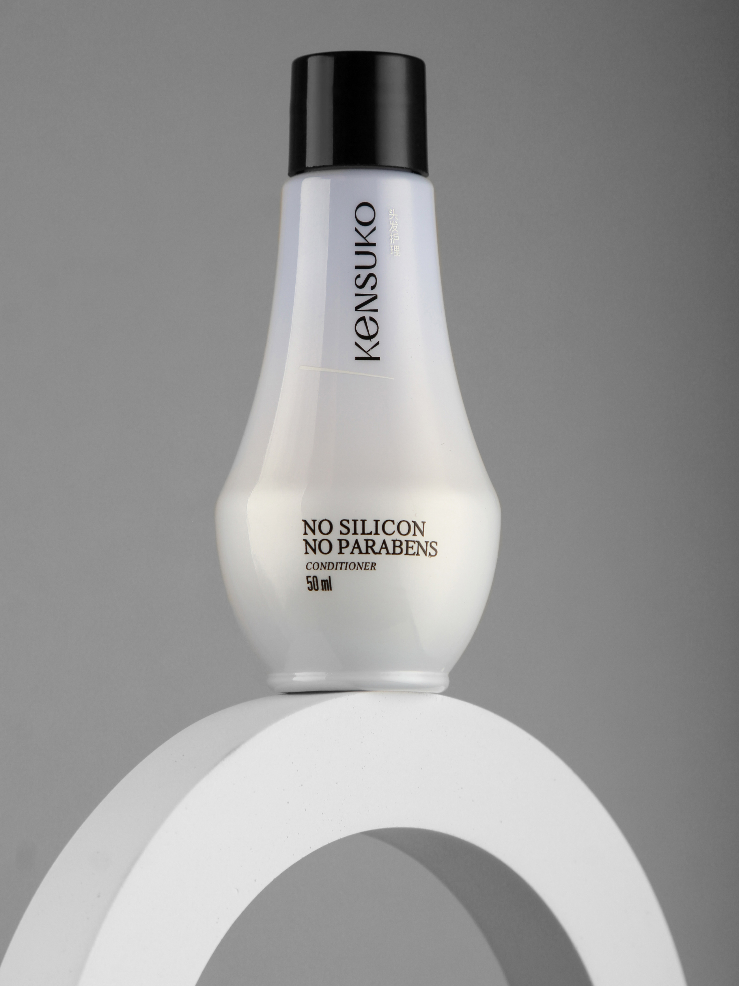 Профессиональная каталожная съемка шампуней для сайта| предметный фотограф СПб