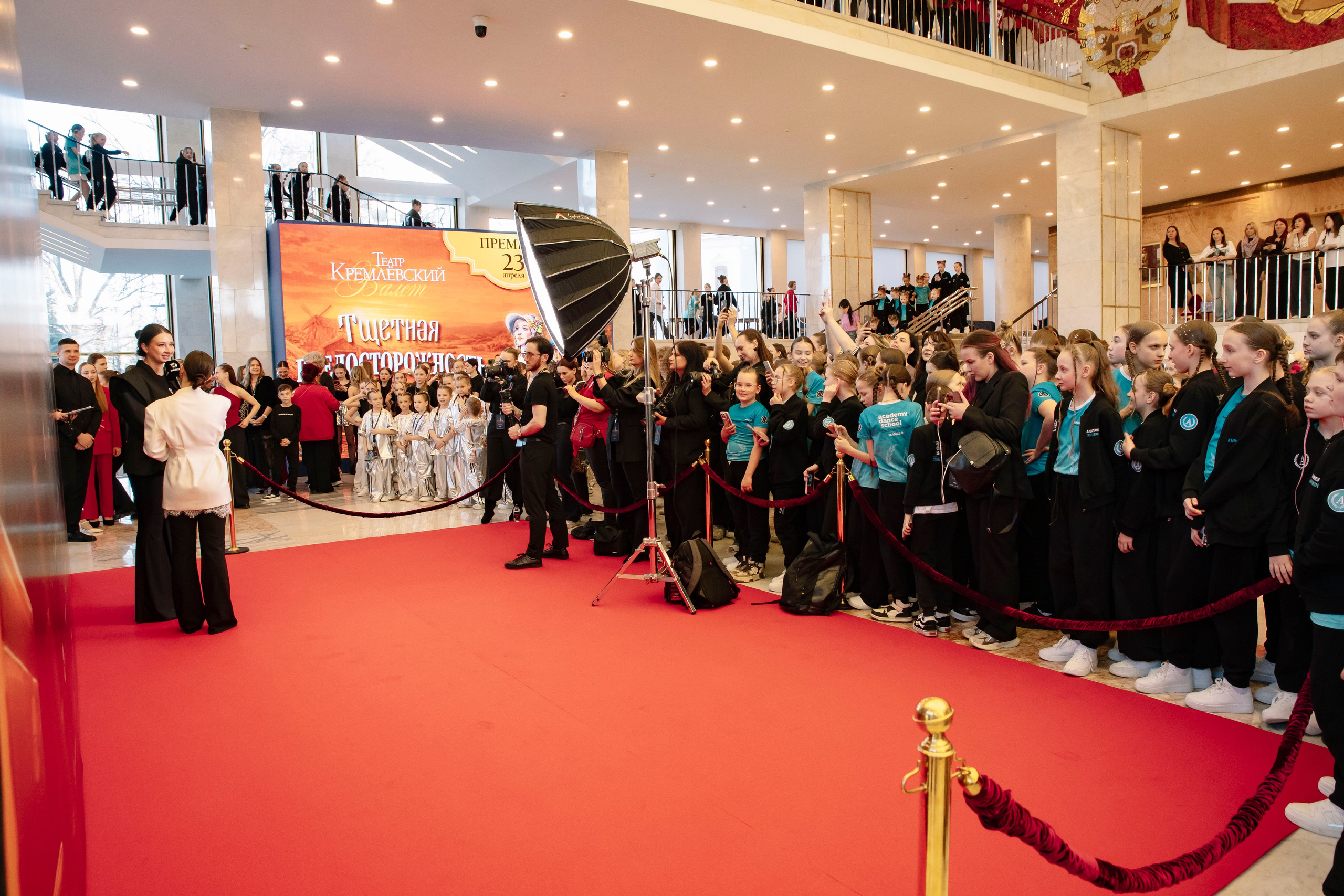 Закулисье. Гала-концерт Новые Имена в Кремлевском Дворце 30.03.26. Профессиональный фотограф в Москве | Заказать фотосессию и съемку