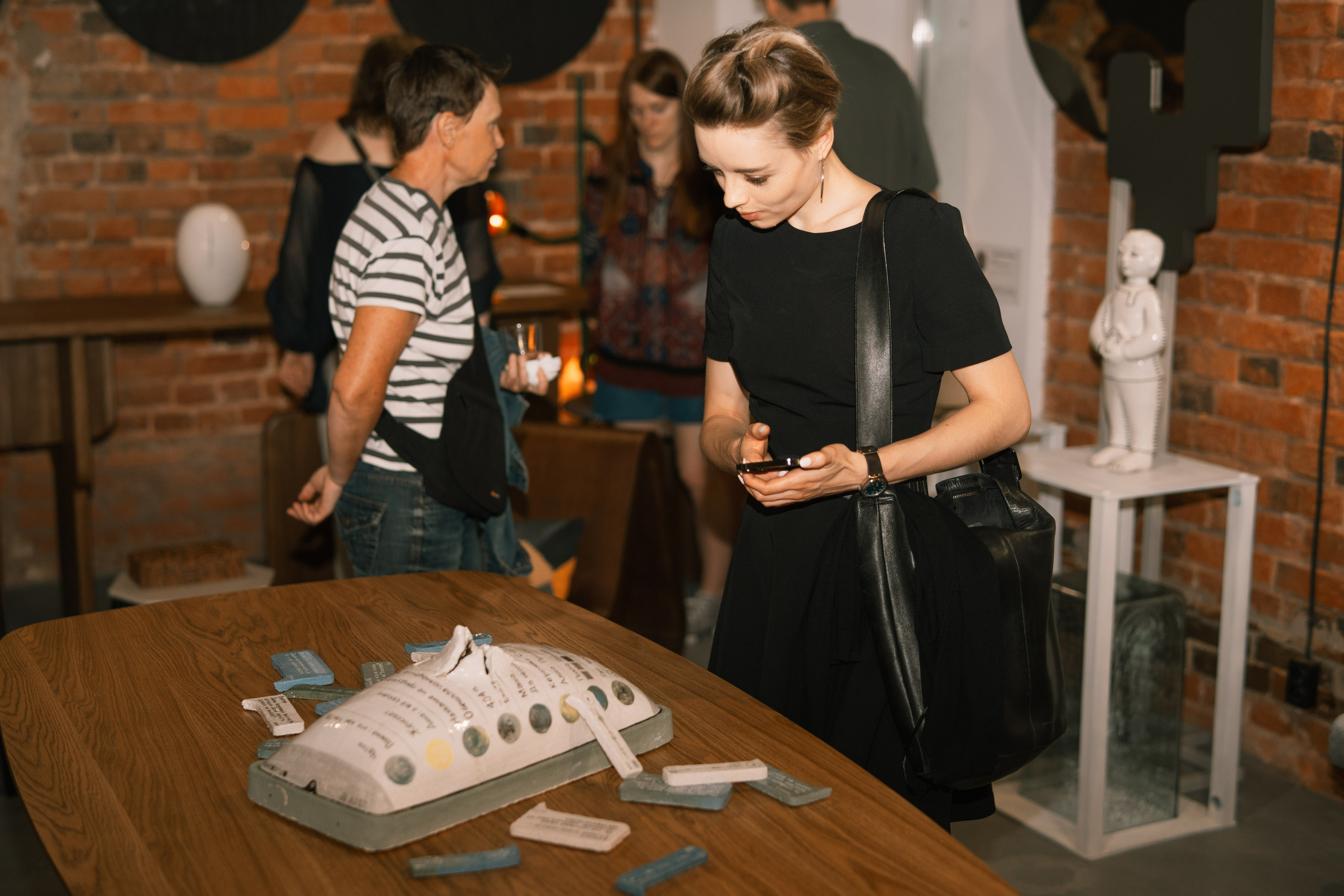 «10 из 10» Выставка магистров Строгановского университета, 2024. Авторская керамика в Москве, художник Екатерина Кудряшова