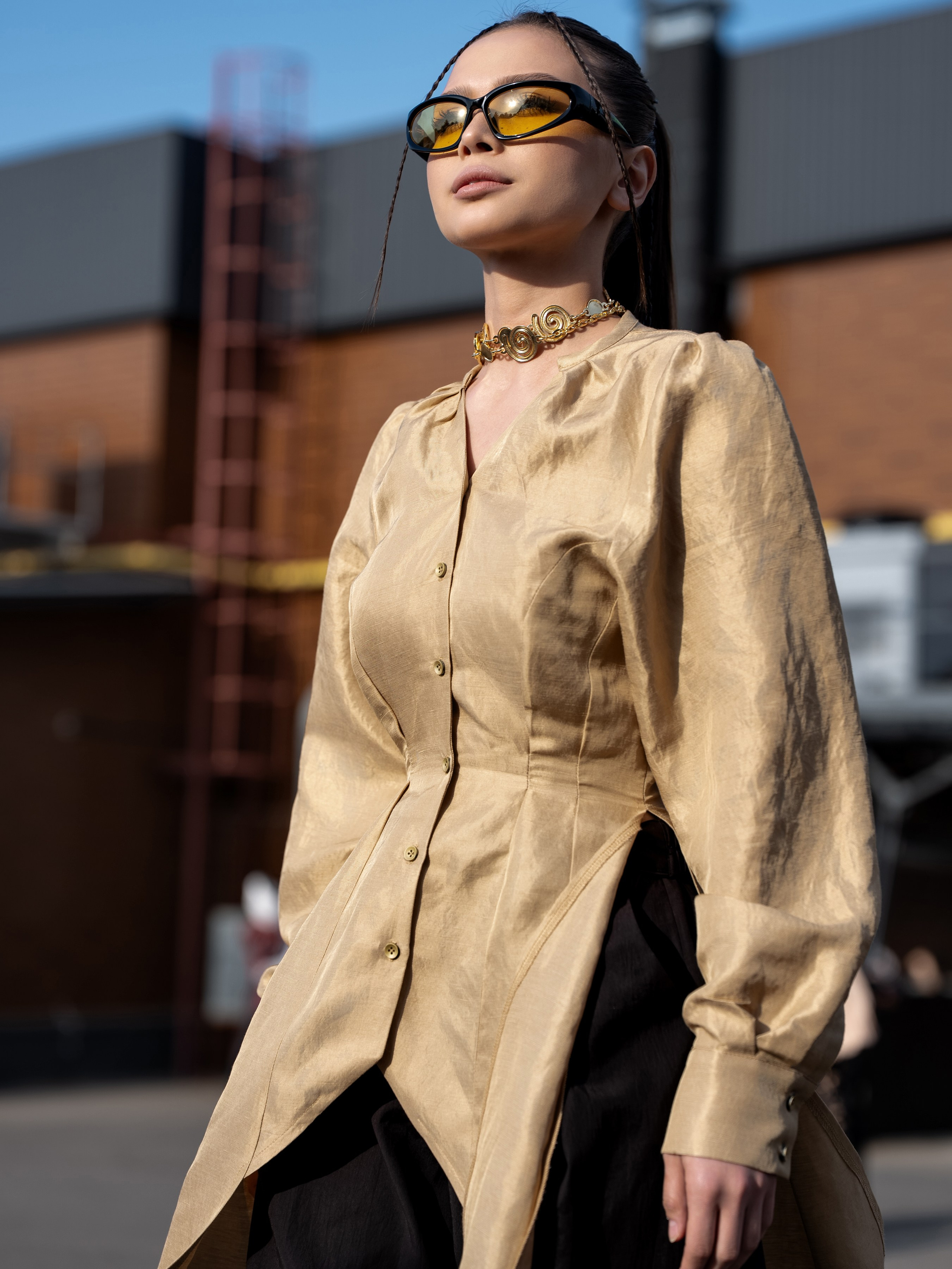 Visa Fashion Week Almaty Pre-Fall 2026 April StreetStyle Day 1. Сайт Алматинского НЮ АРТ, будуар и фэшн фотографа Дениса Карпенко