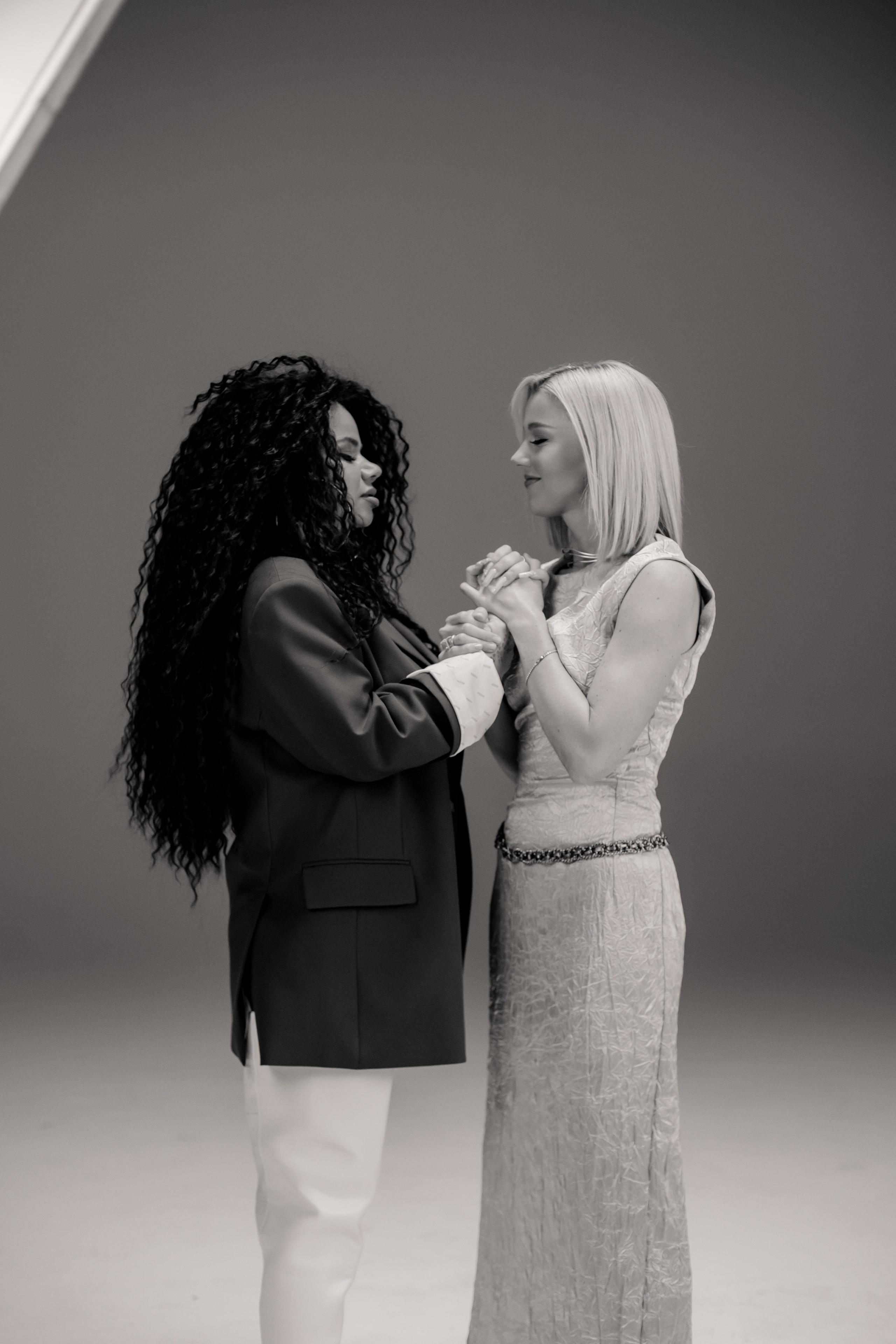 Съемка клипа Юлианны Карауловой и Бьянки. Фотограф в Москве и Санкт-Петербурге Дарина