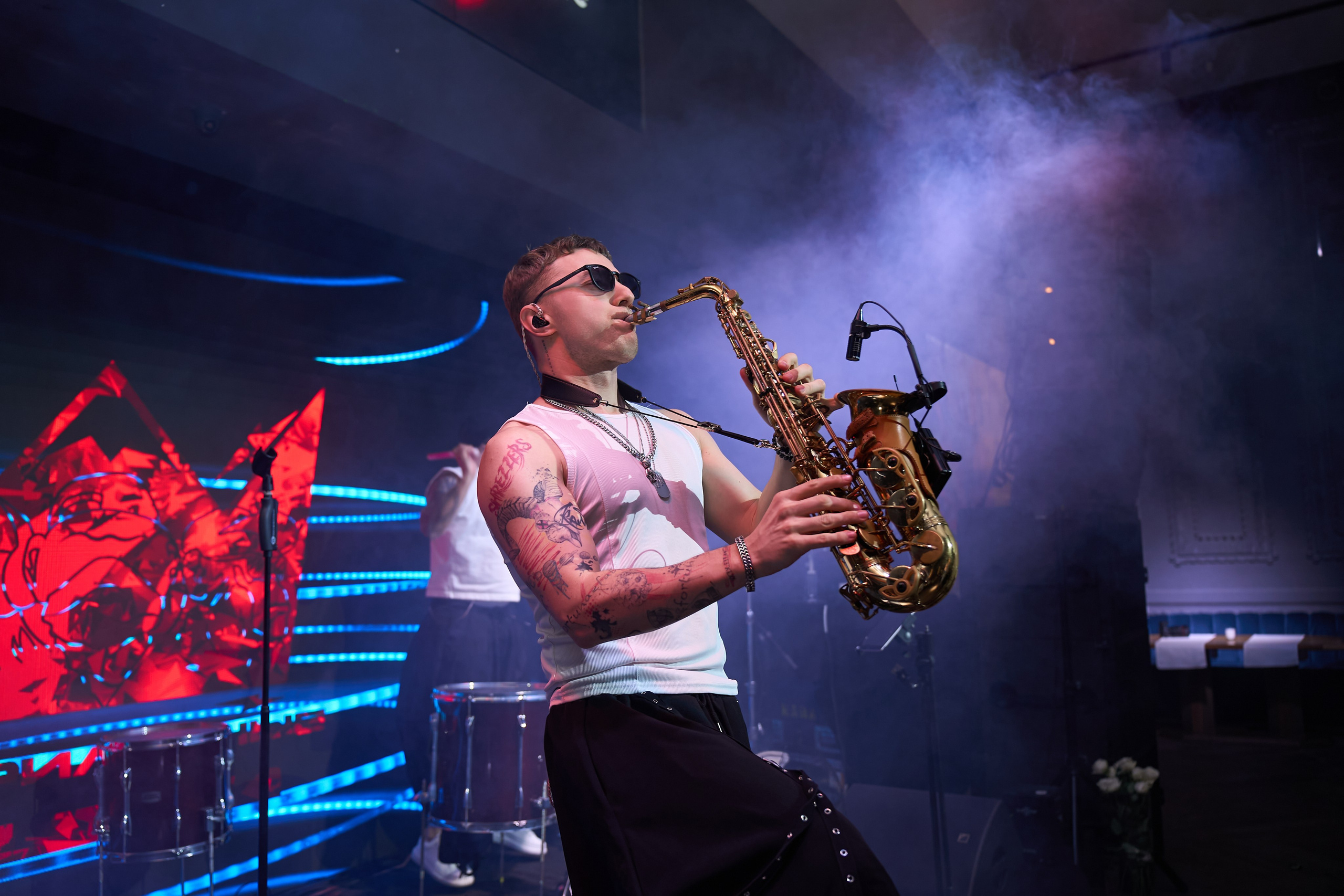 Съемка выступления артистов в Москве. Репортажный фотограф в Москве Вадим Галанин