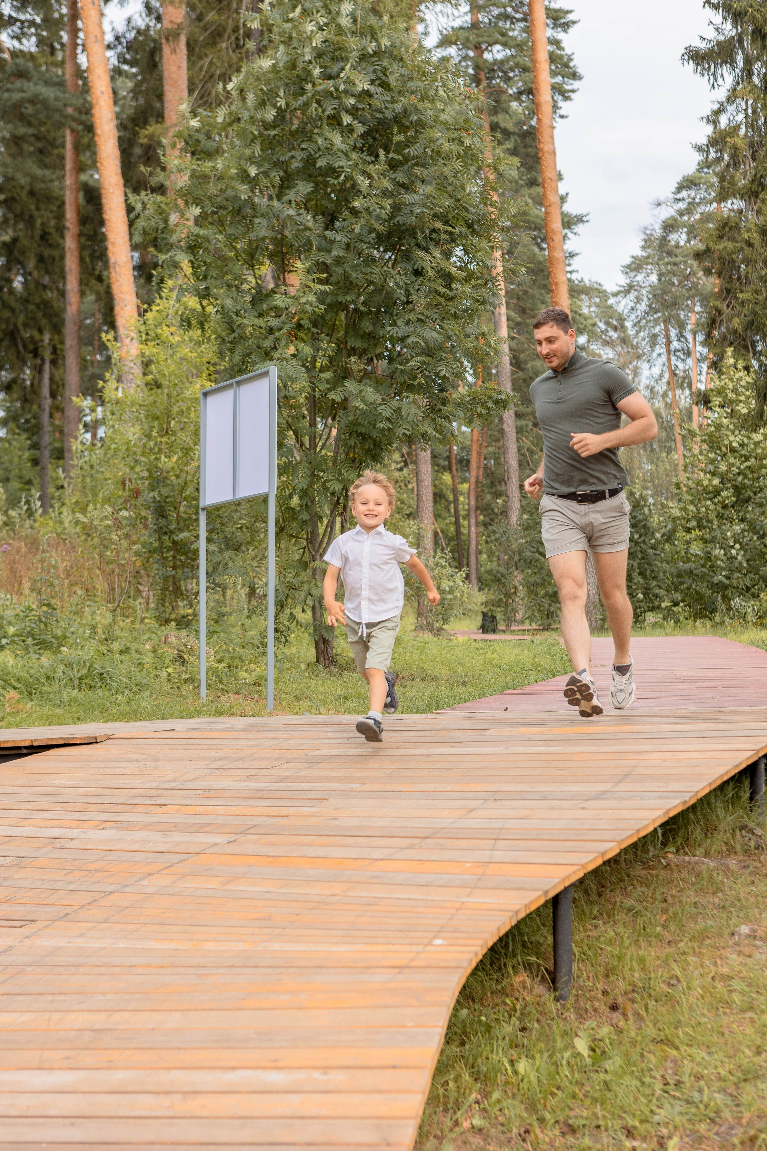 Семейный и репортажный фотограф Иваново. Фотокниги и выпускные альбомы в Иваново
