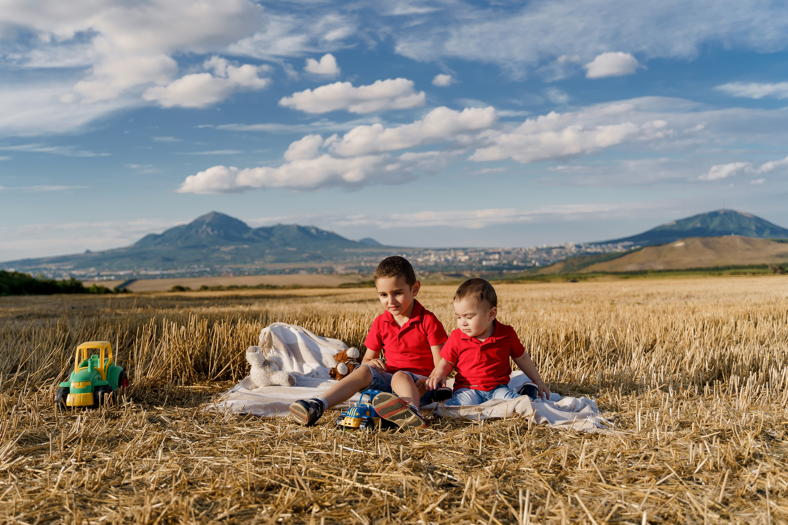 Яна с сыновьями. Катерина Иванова | Фотограф | Пятигорск