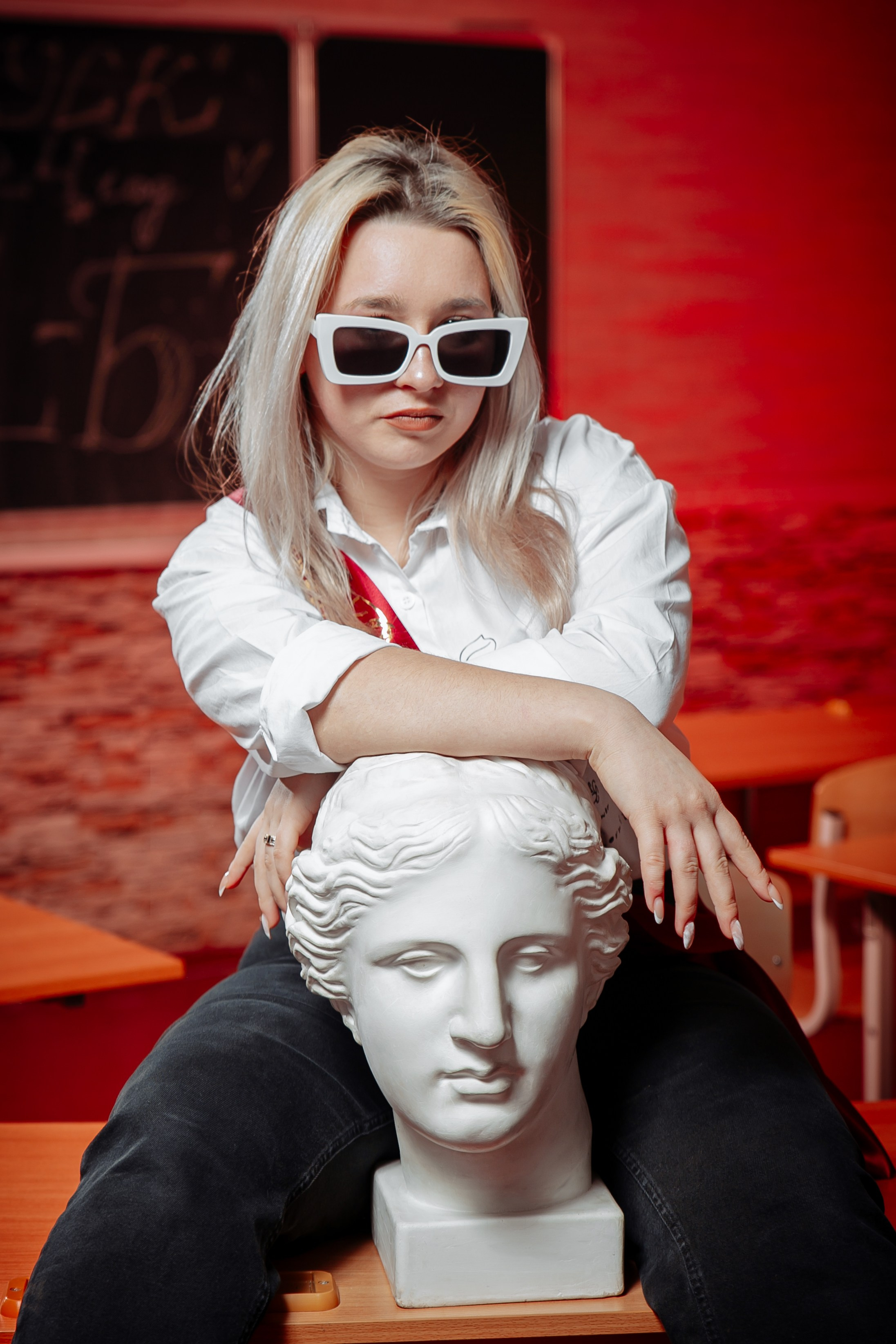 МОДЕРН. Выпускные альбомы в Донецке и ДНР. Фотограф Донецк и ДНР