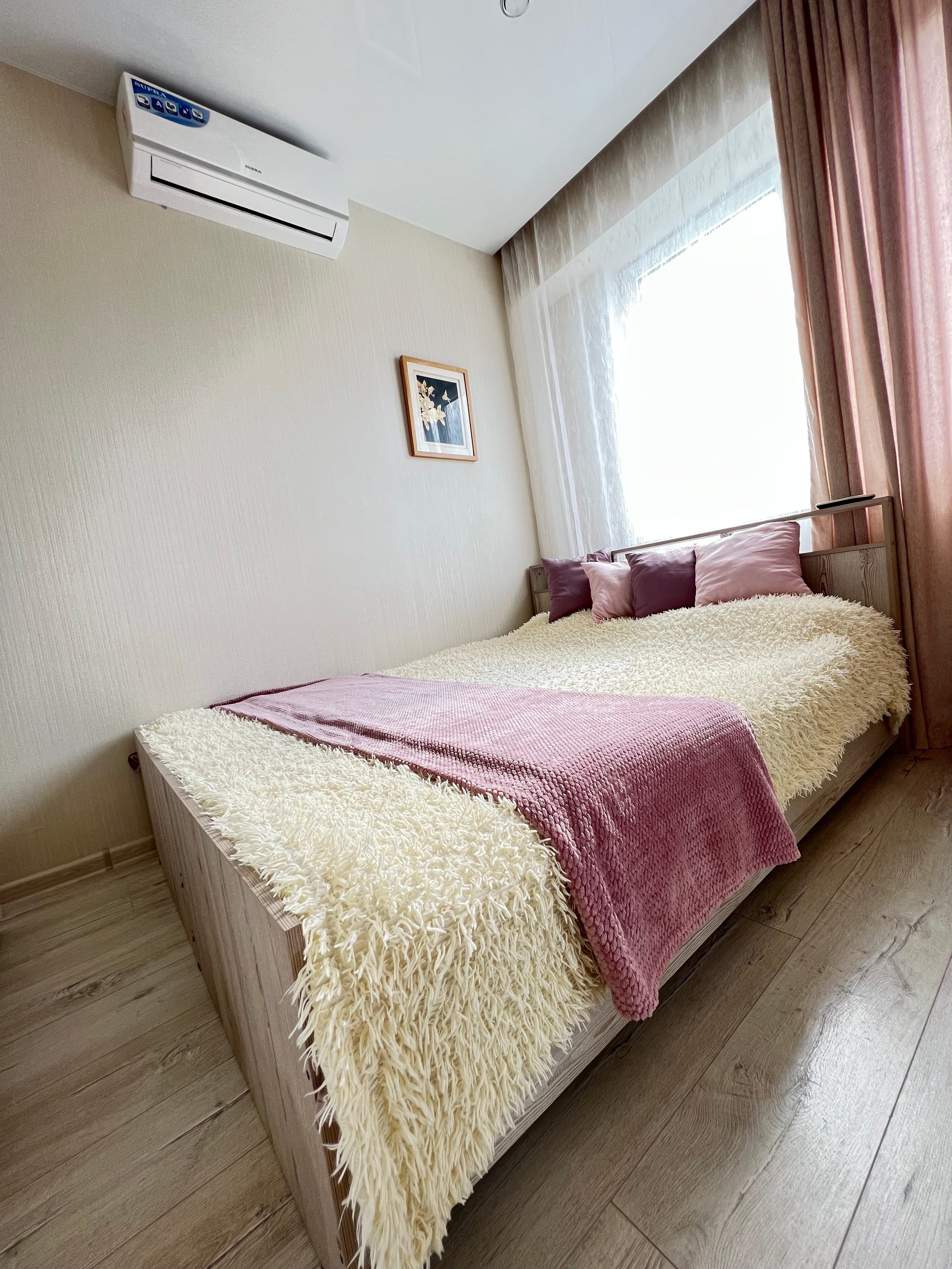 Уютная, светлая квартира в центральном районе Сочи рядом с морем!. Квартиры посуточно, длительно в Сочи, LARA APART GROUP