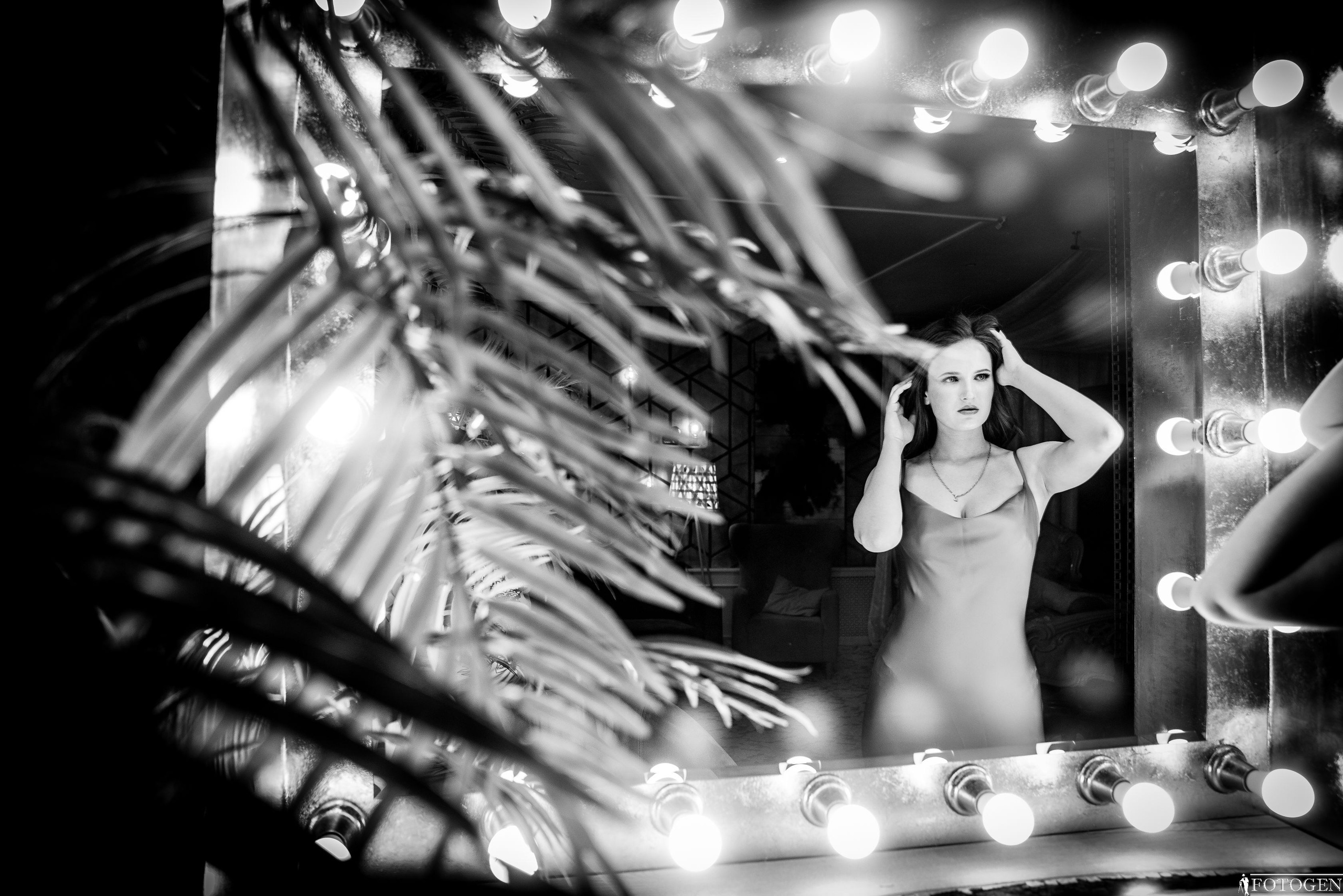 Современная элегантность: Стильные фотосессии в Fotogen. Интерьерная фотостудия FOTOGEN г. Краснодар