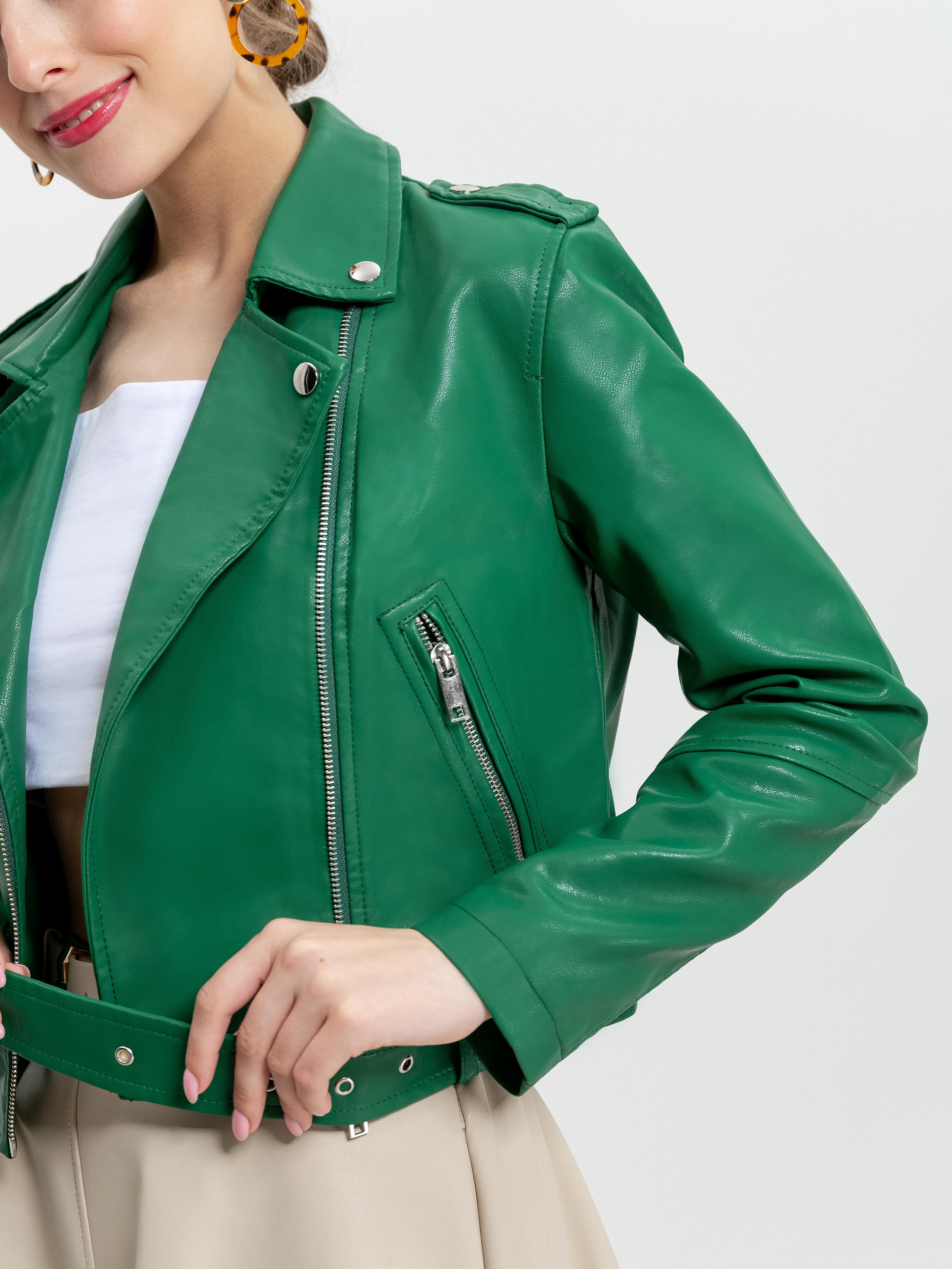 Женская одежда. Студия рекламной и предметной съемки товаров WELKO Studio