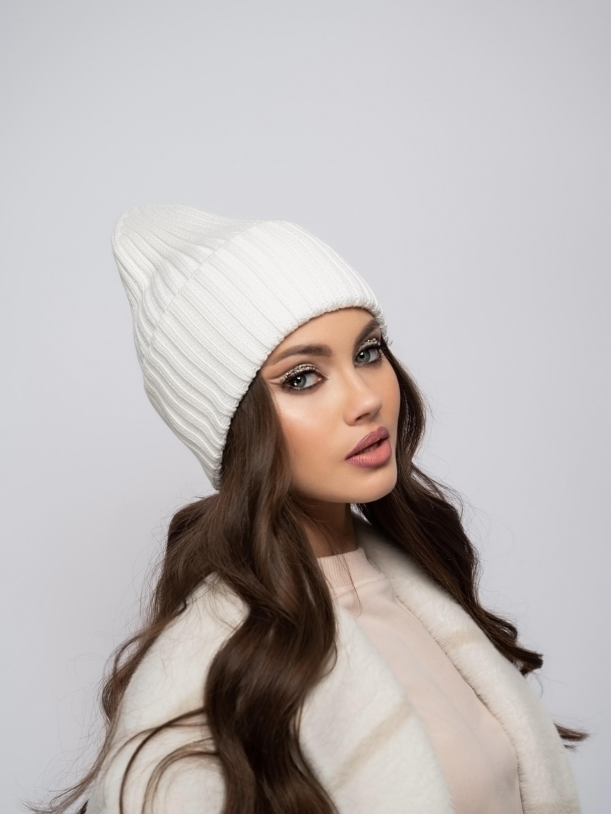 Головные уборы. Студия рекламной и предметной съемки товаров WELKO Studio